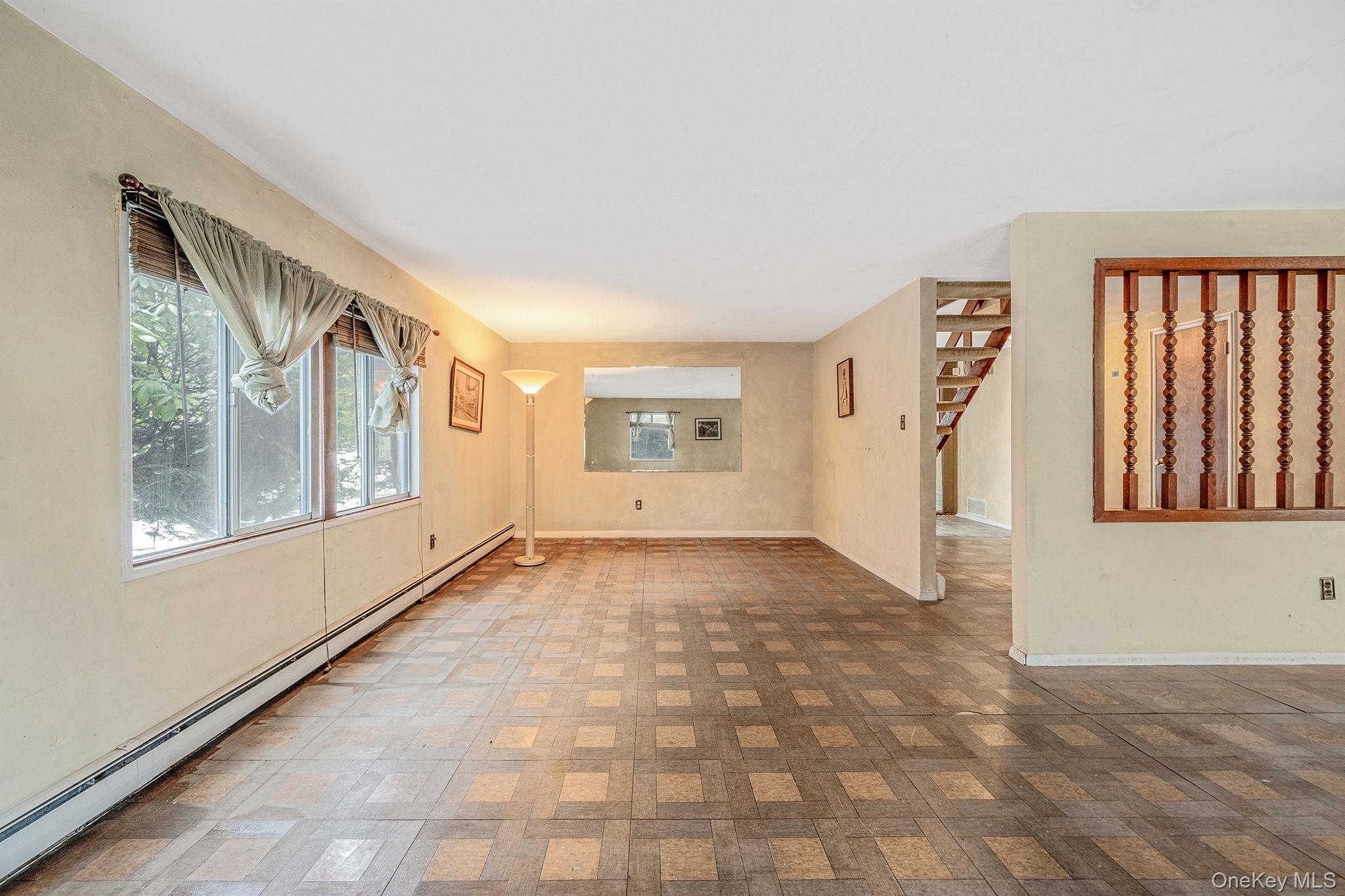 22 Meyer Lane – For Sale photo 13
