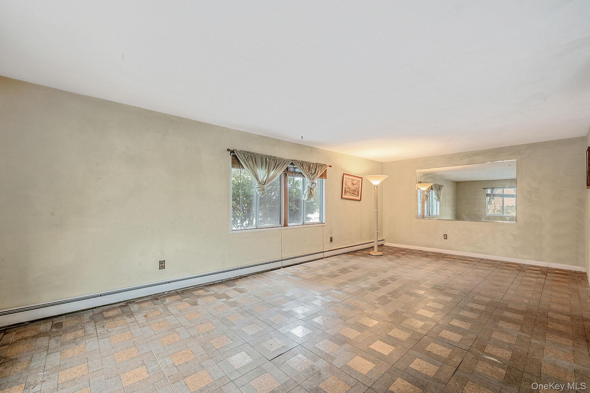 22 Meyer Lane – For Sale photo 14