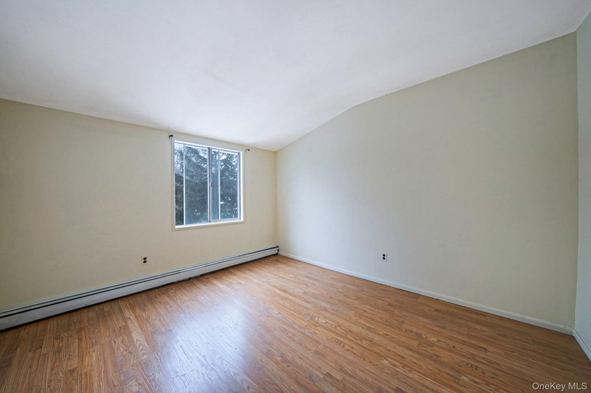 22 Meyer Lane – For Sale photo 26