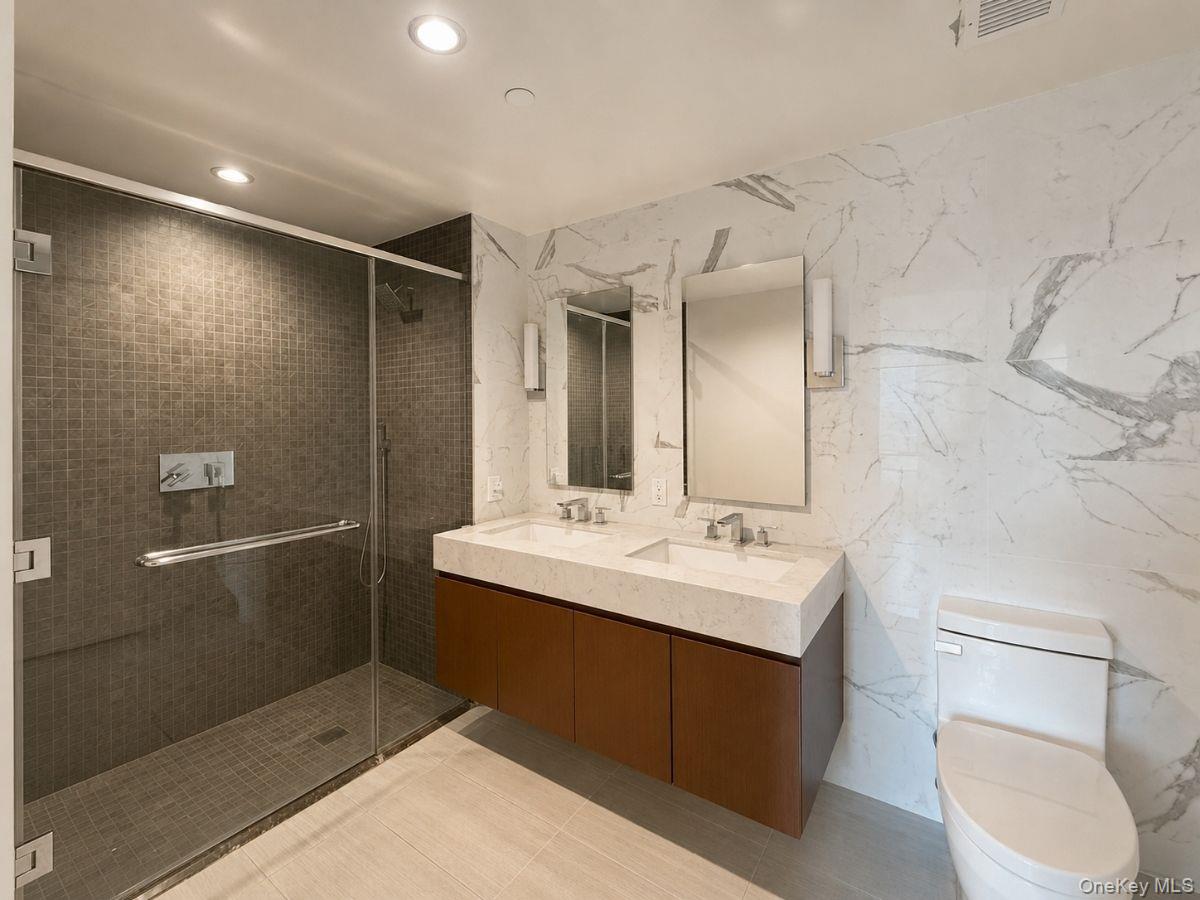 138-35 39th Avenue, Unit 6H photo 6