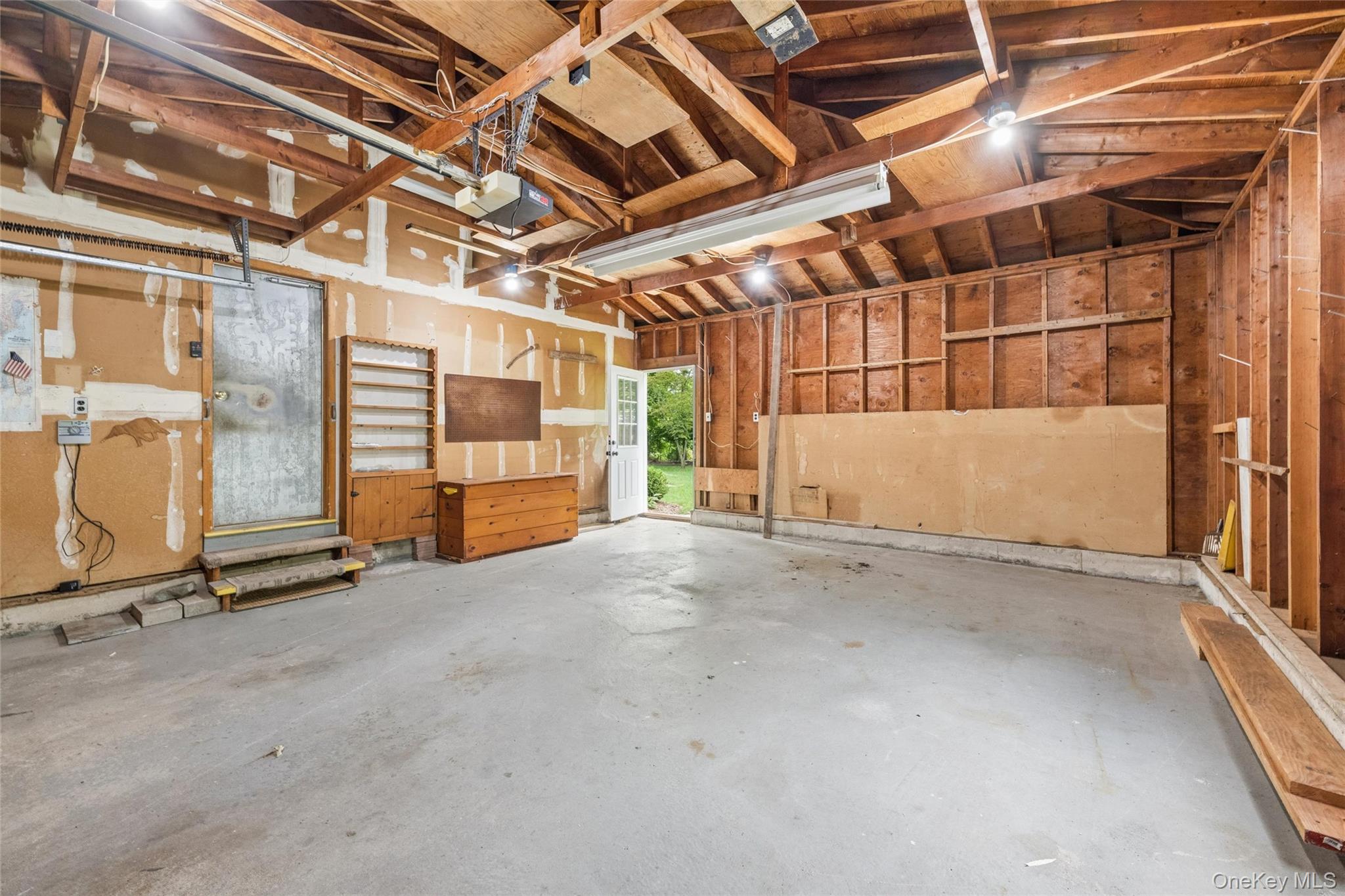 23 Argonne Road W – For Rent photo 29