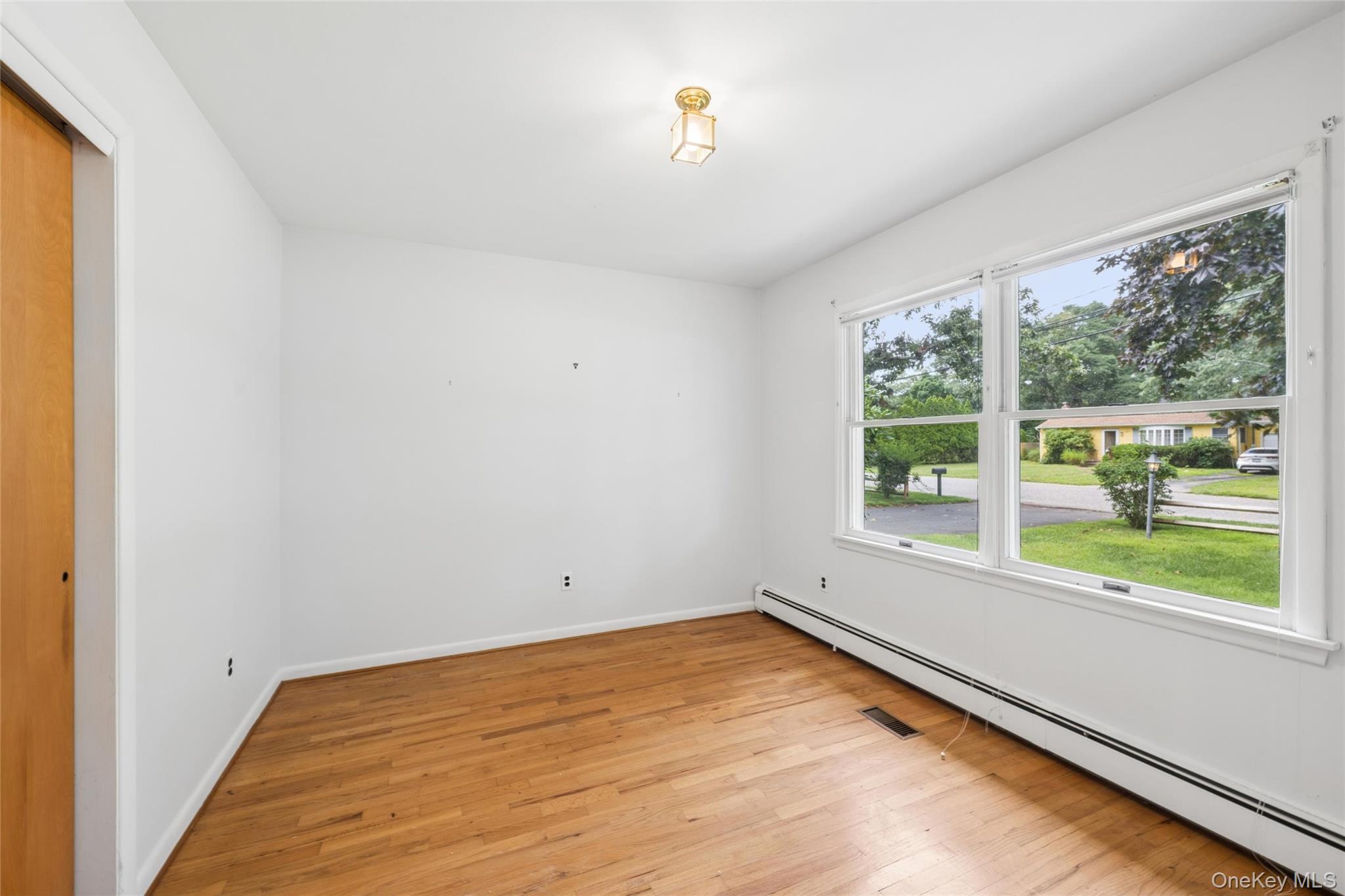 23 Argonne Road W – For Rent photo 19