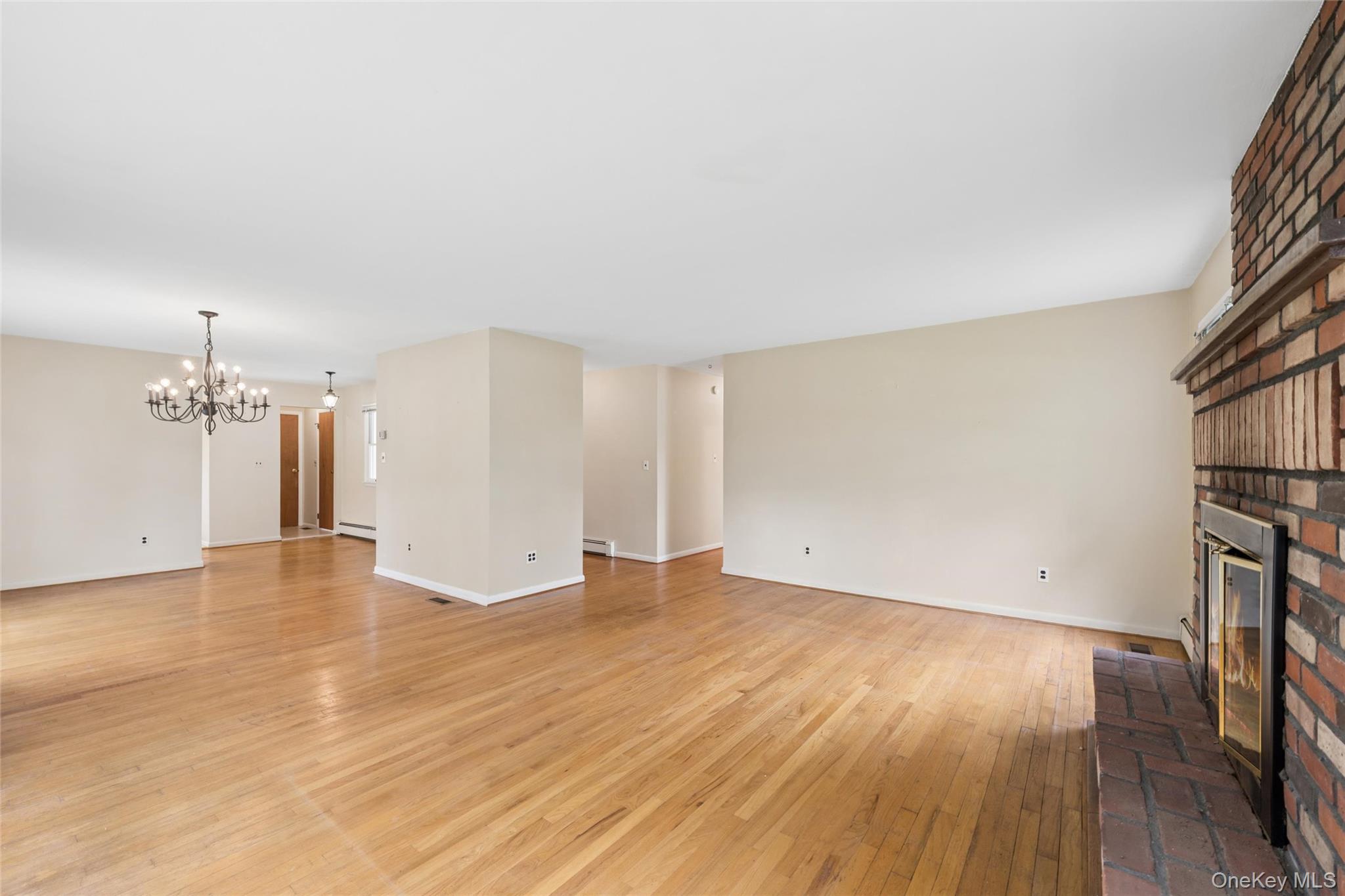 23 Argonne Road W – For Rent photo 12