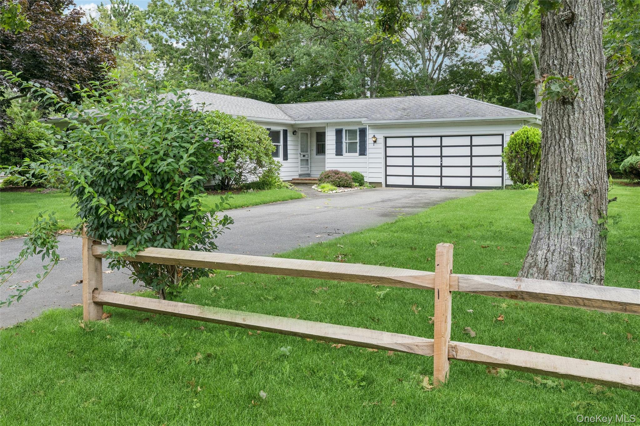 23 Argonne Road W – For Rent photo 2