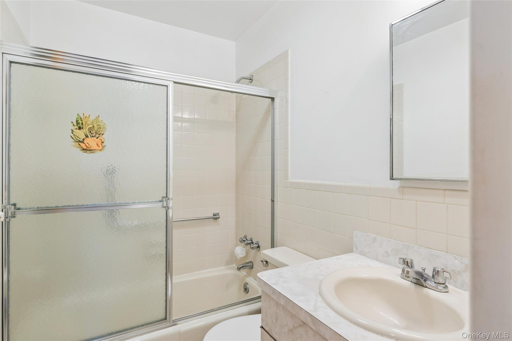 23 Argonne Road W – For Rent photo 16