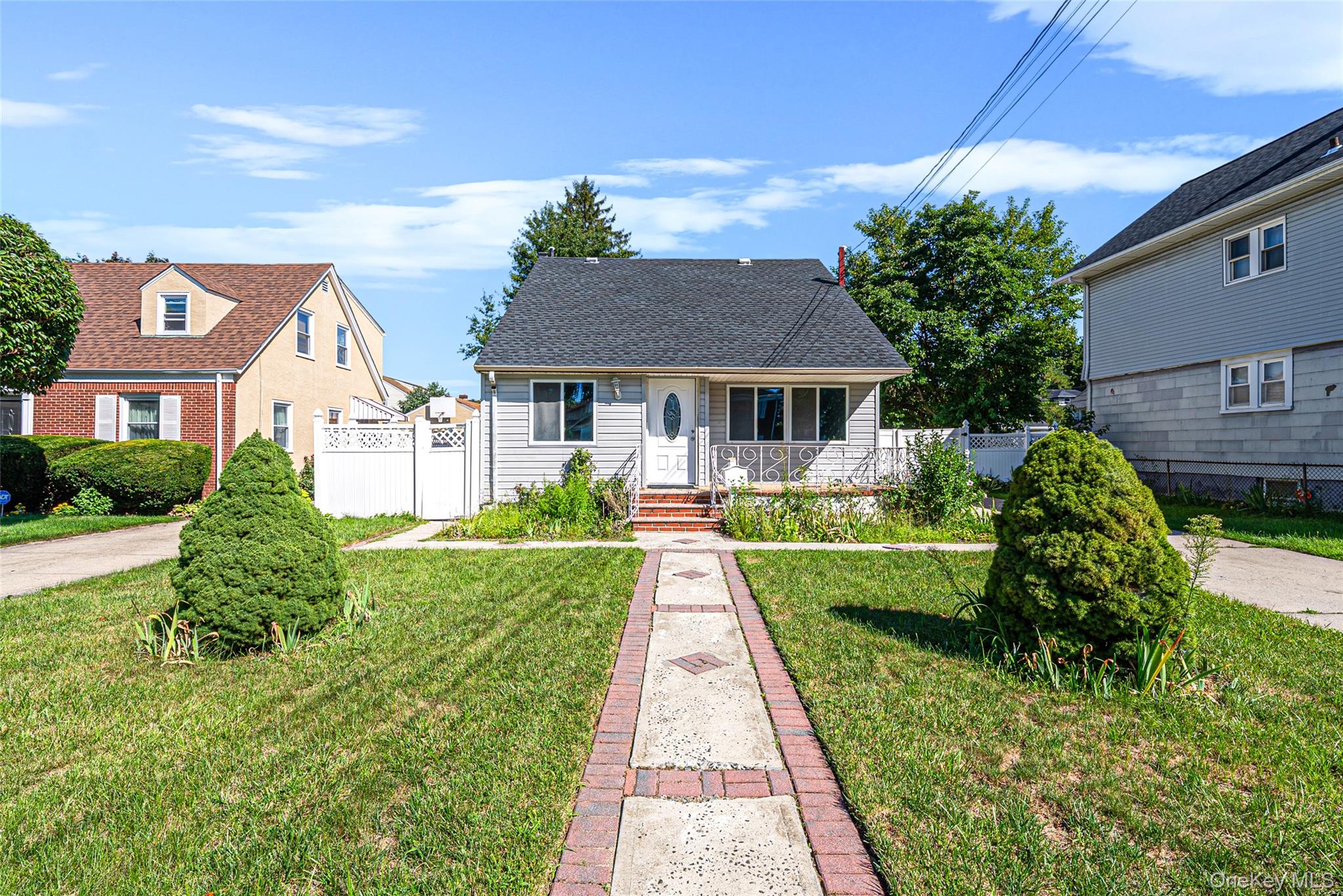 231 Cedar Street – For Sale photo 2