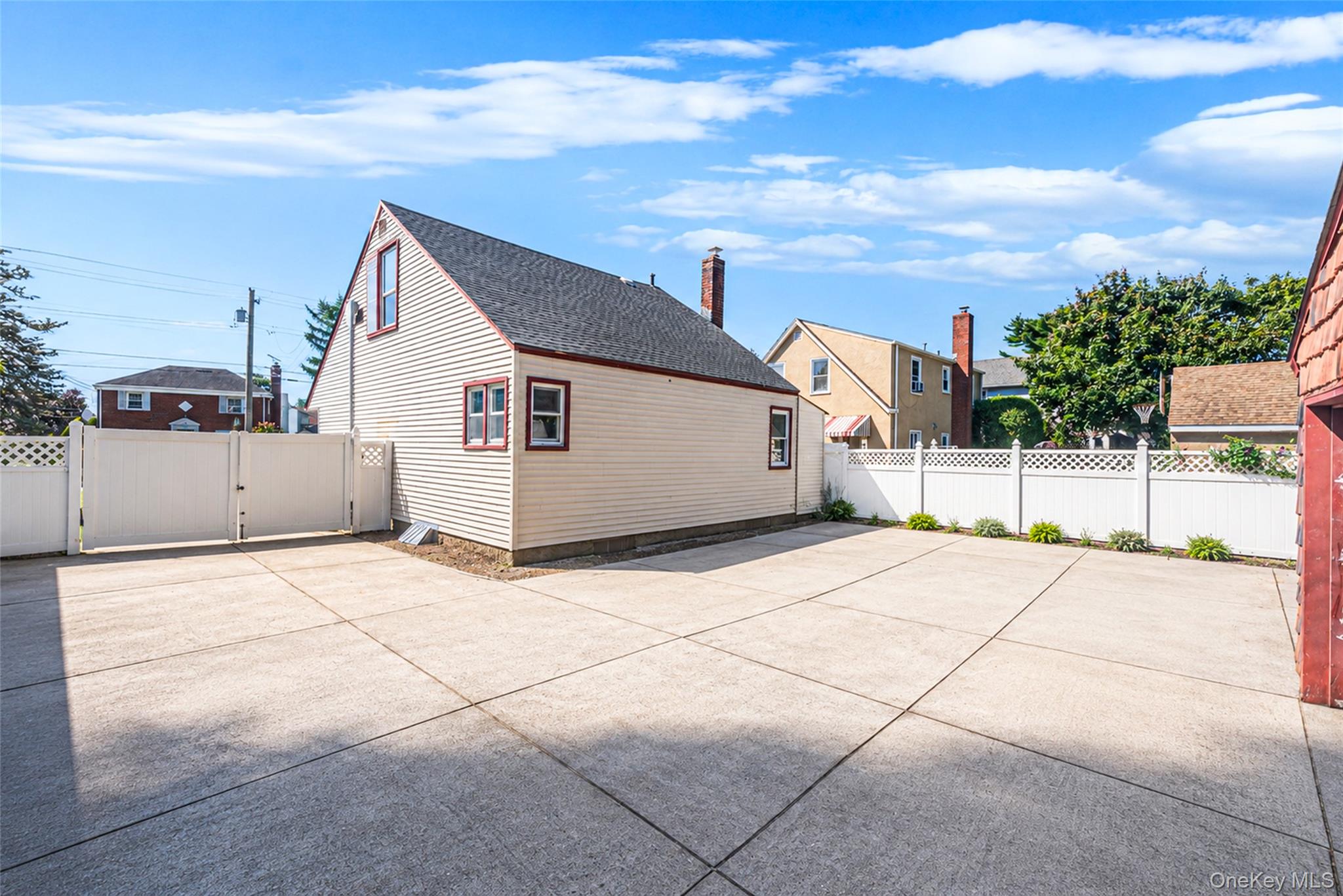 231 Cedar Street – For Sale photo 37