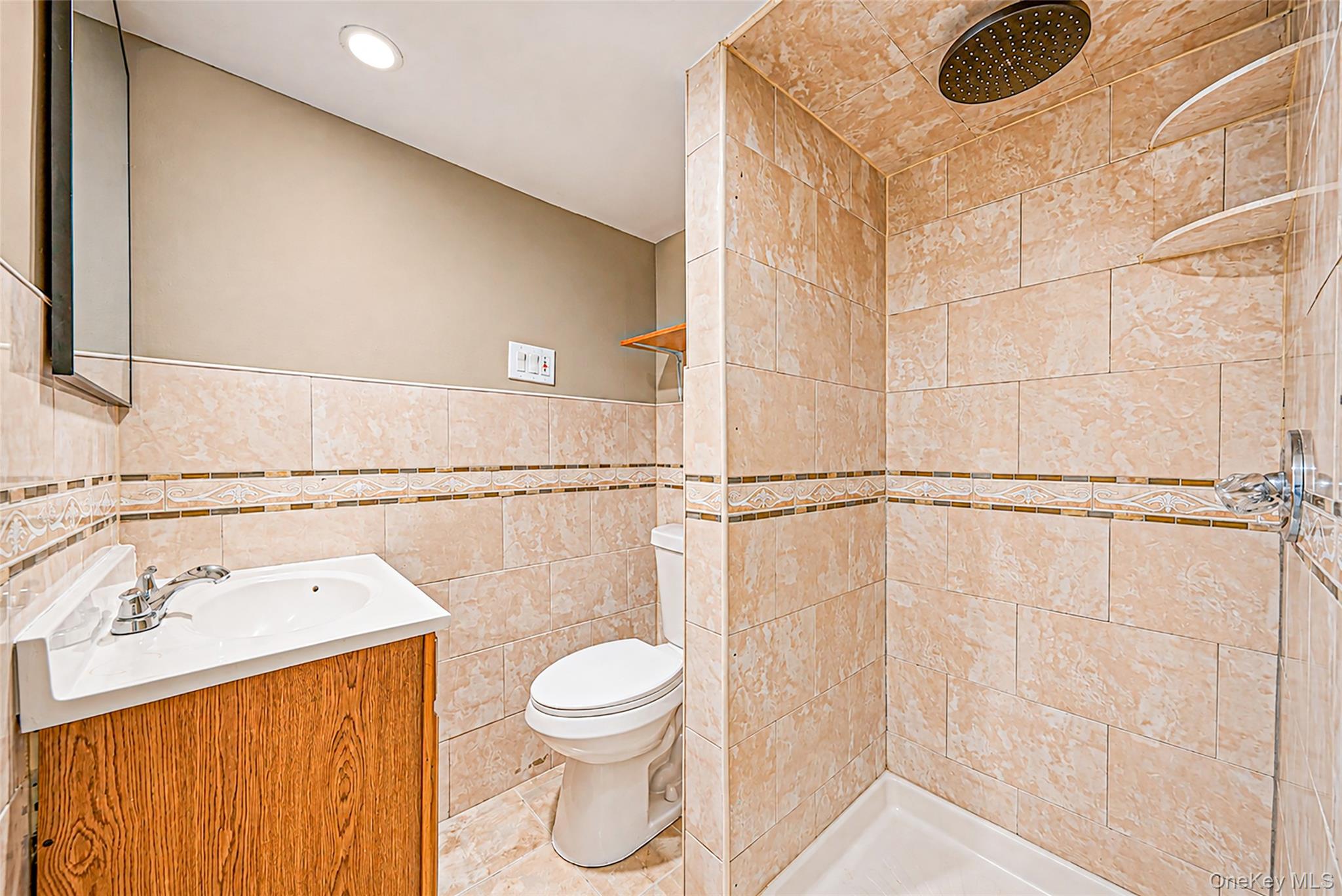 231 Cedar Street – For Sale photo 33