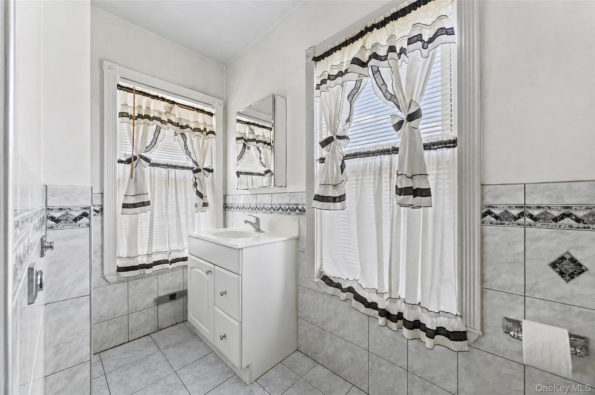 871 Rockaway Avenue – For Sale photo 28