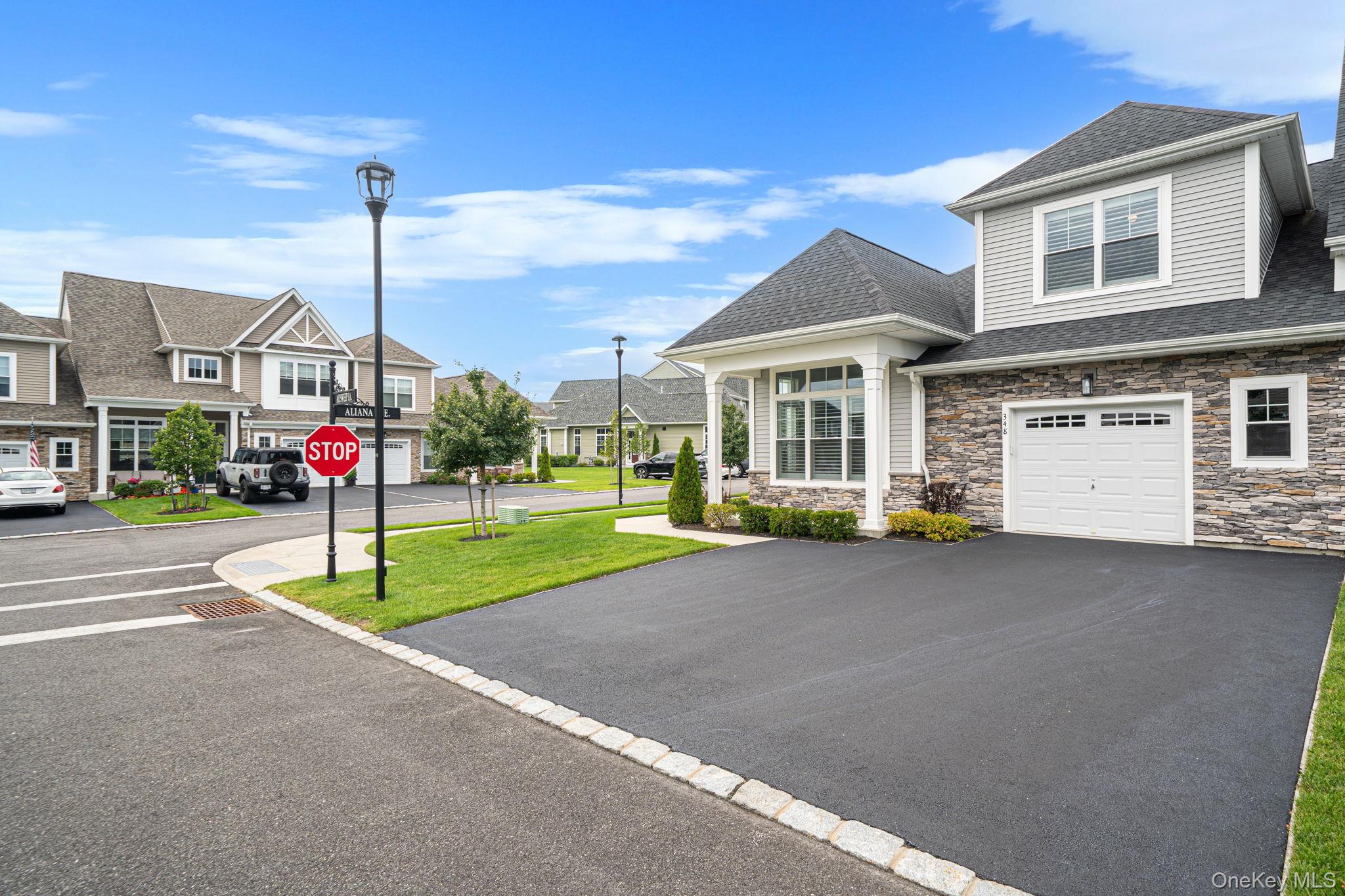 348 Alysweep Lane – For Sale photo 27