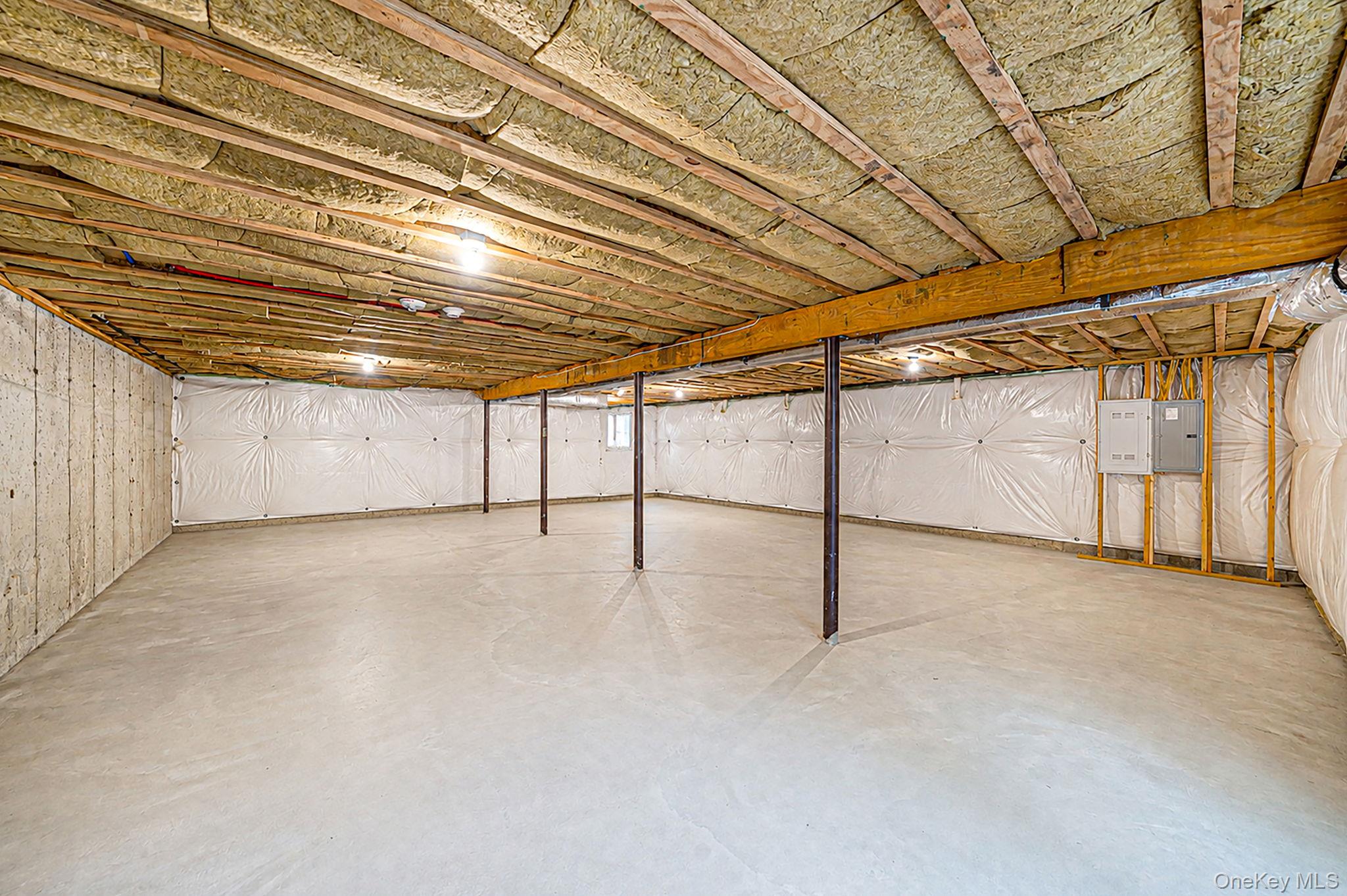 348 Alysweep Lane – For Sale photo 25