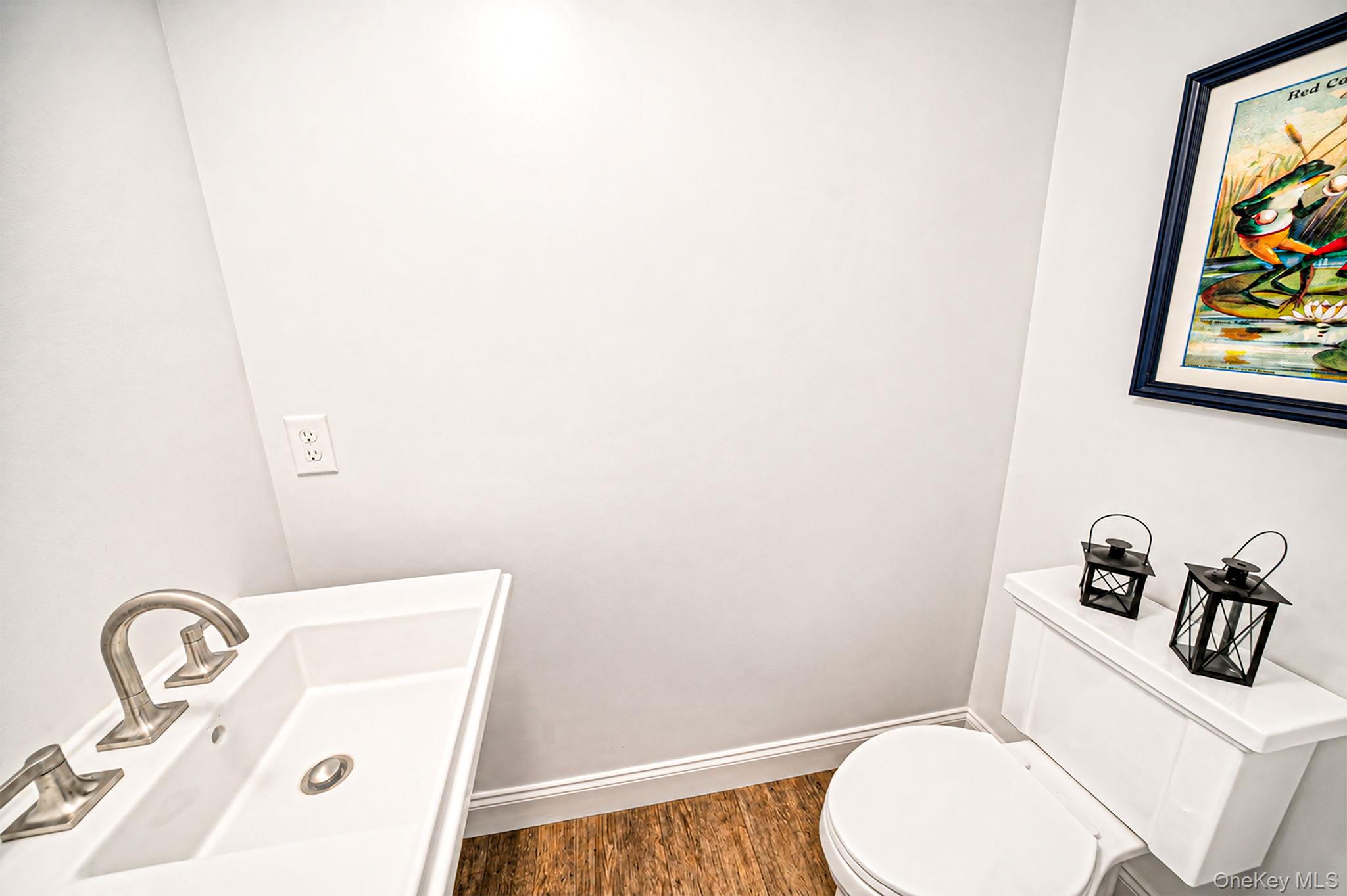 348 Alysweep Lane – For Sale photo 13