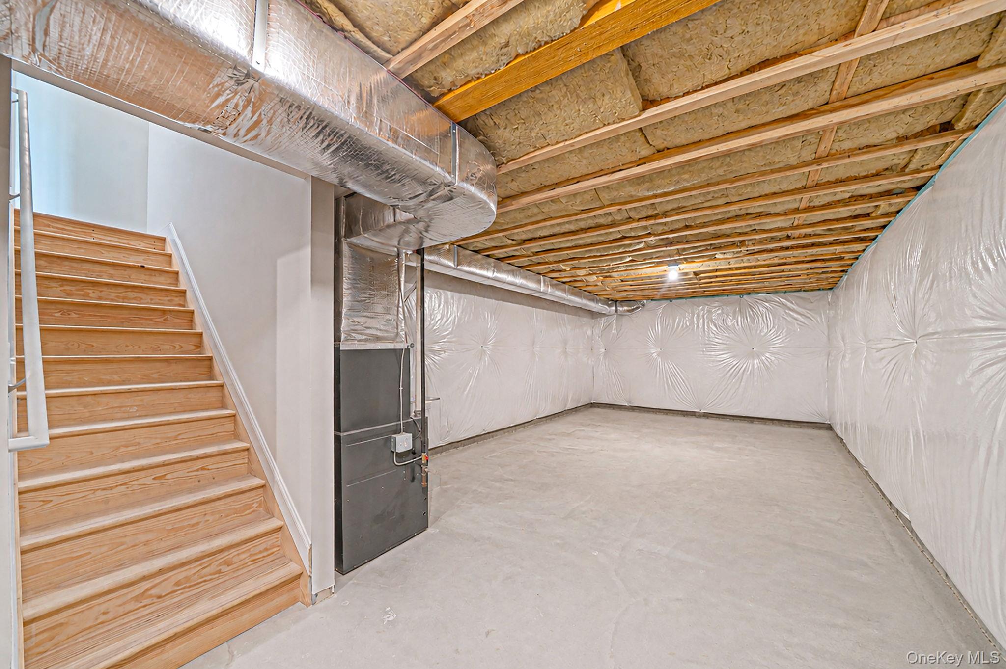 348 Alysweep Lane – For Sale photo 24