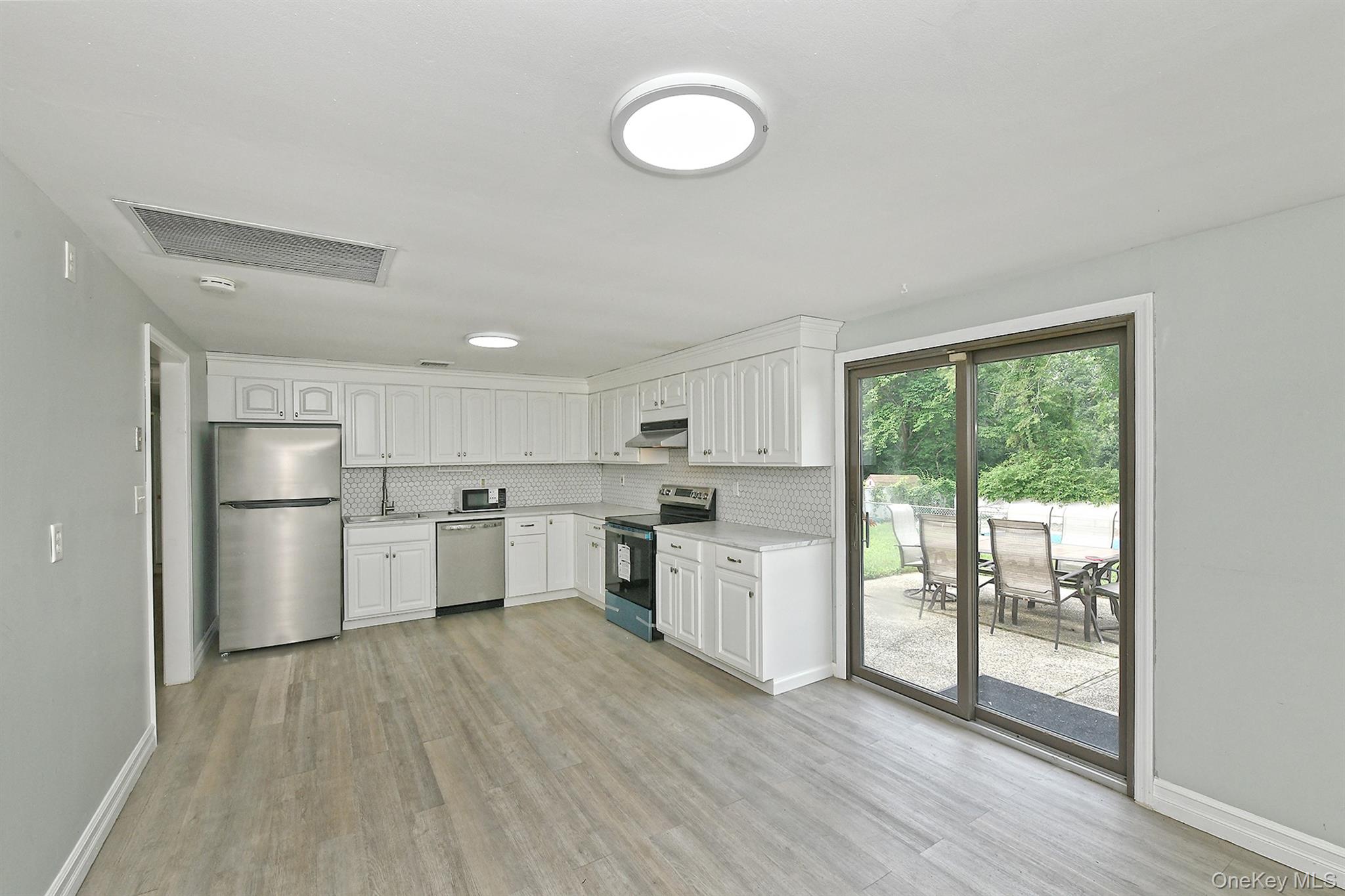 88 Matsunaye Drive – For Sale photo 8