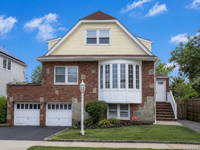 312 E Beech Street, Unit Main