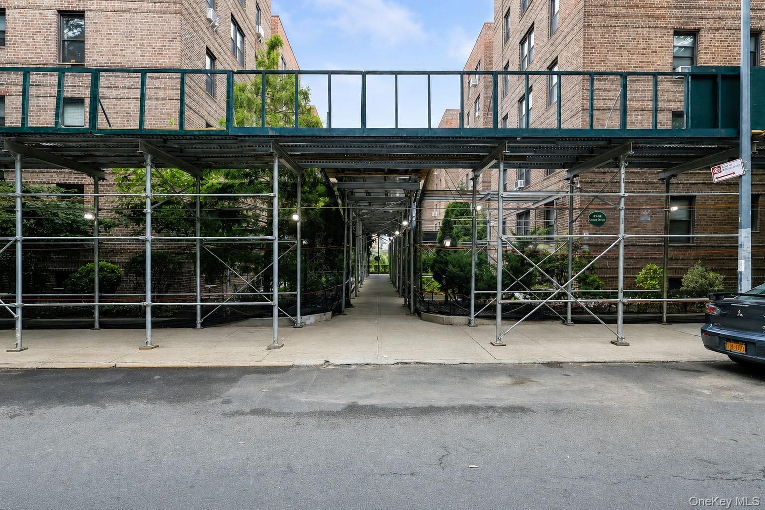 43-40 Union Street, Unit 4M