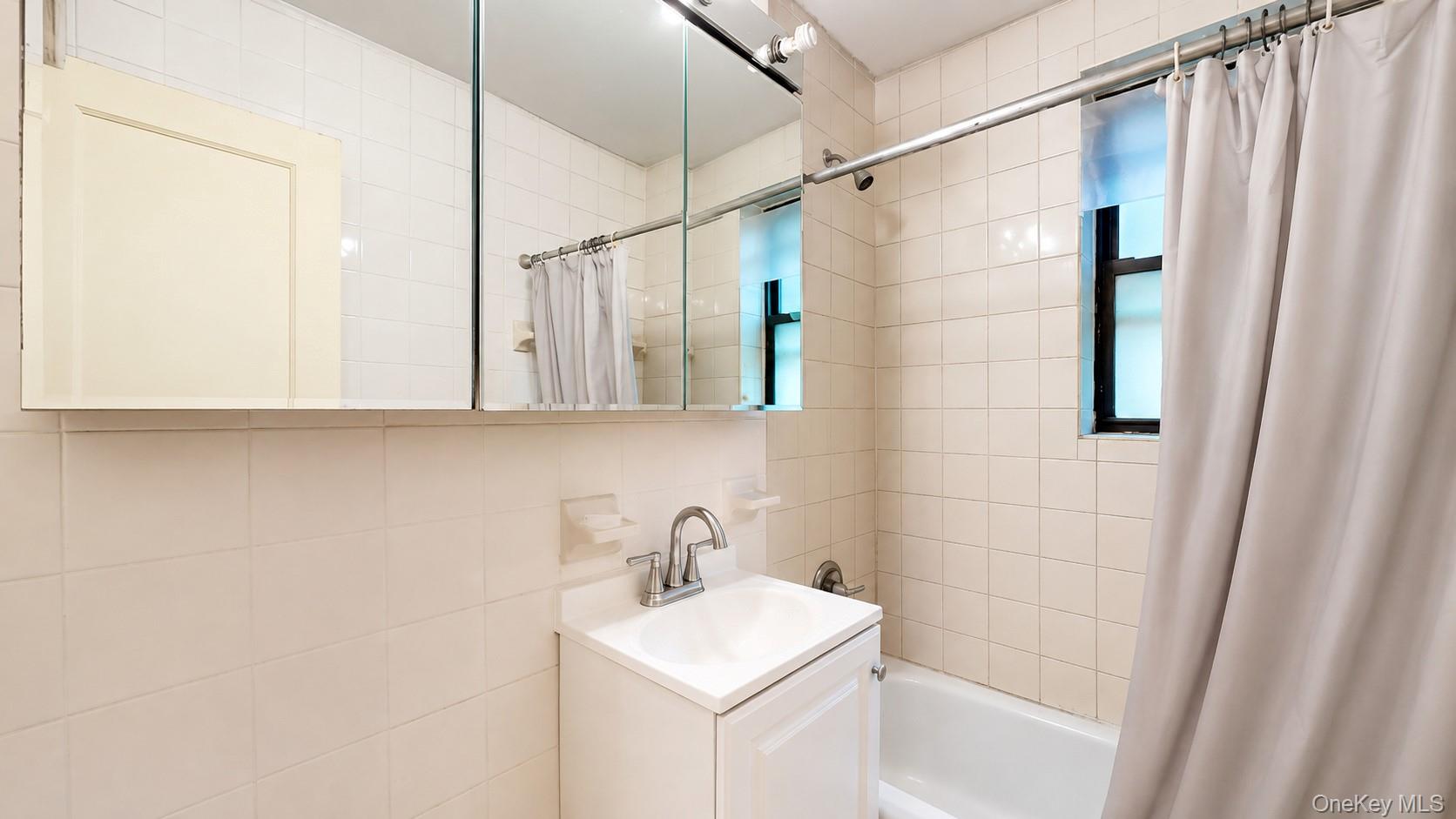 43-40 Union Street, Unit 4M photo 15