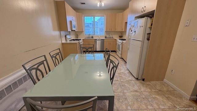 5 Toltchav Way, Unit 202 photo 5