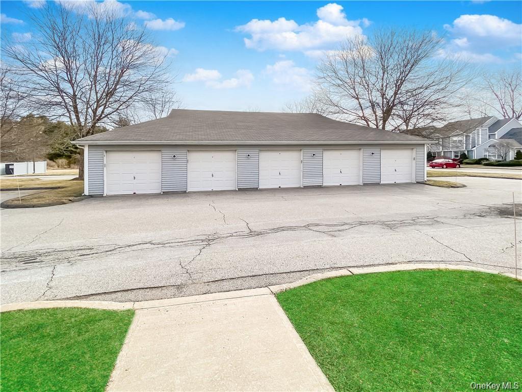 10 Evergreen Way – For Sale photo 40