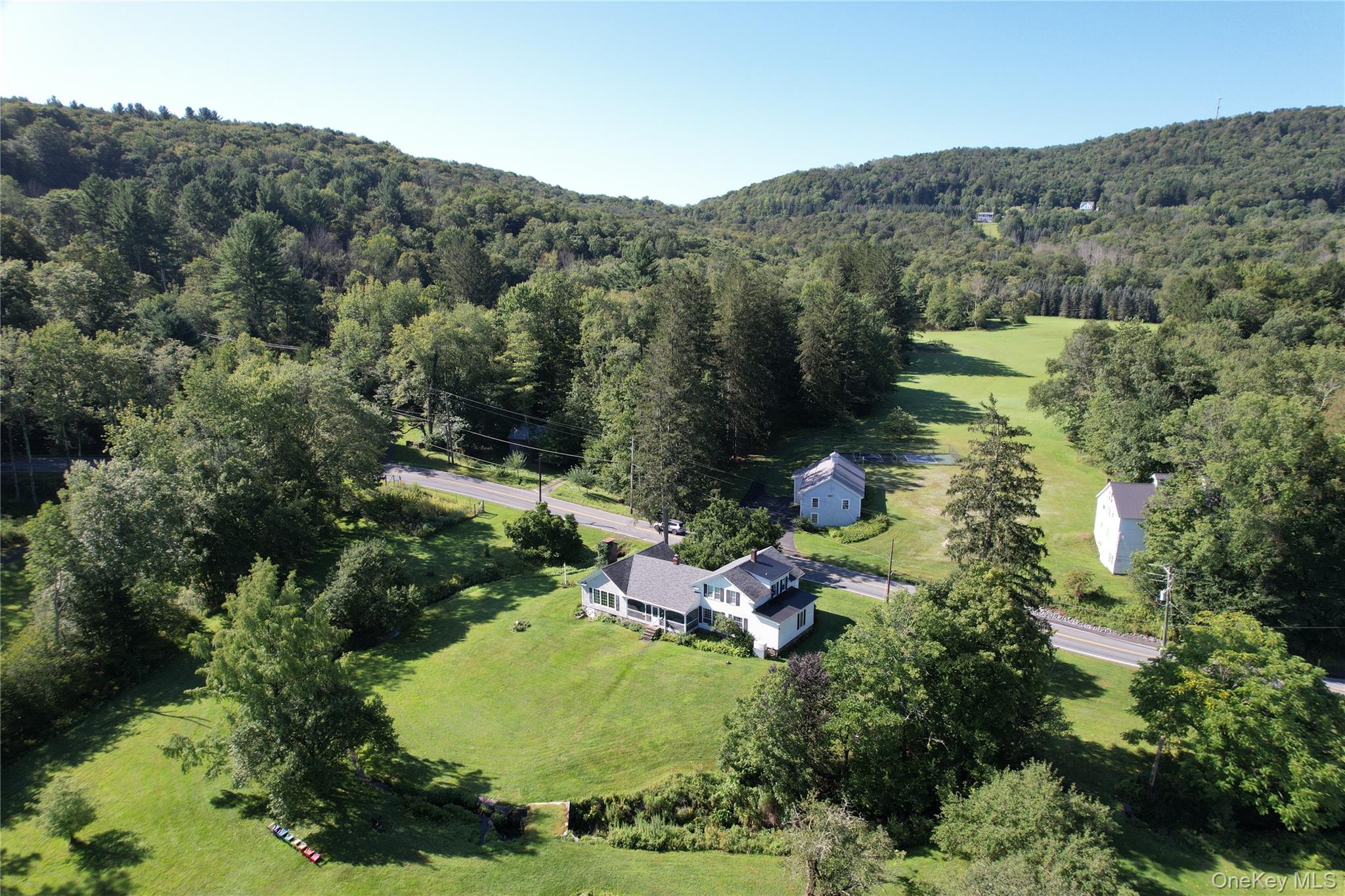 600 Jeffersonville North Branch Road – For Sale