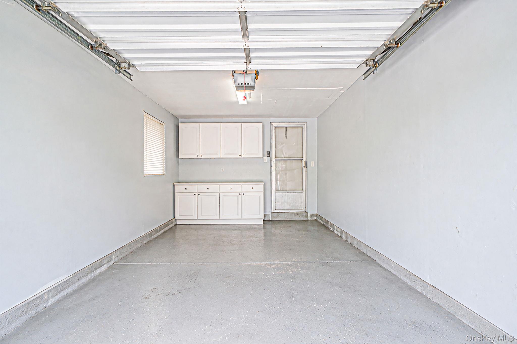 285 W 9th Street – For Sale photo 27