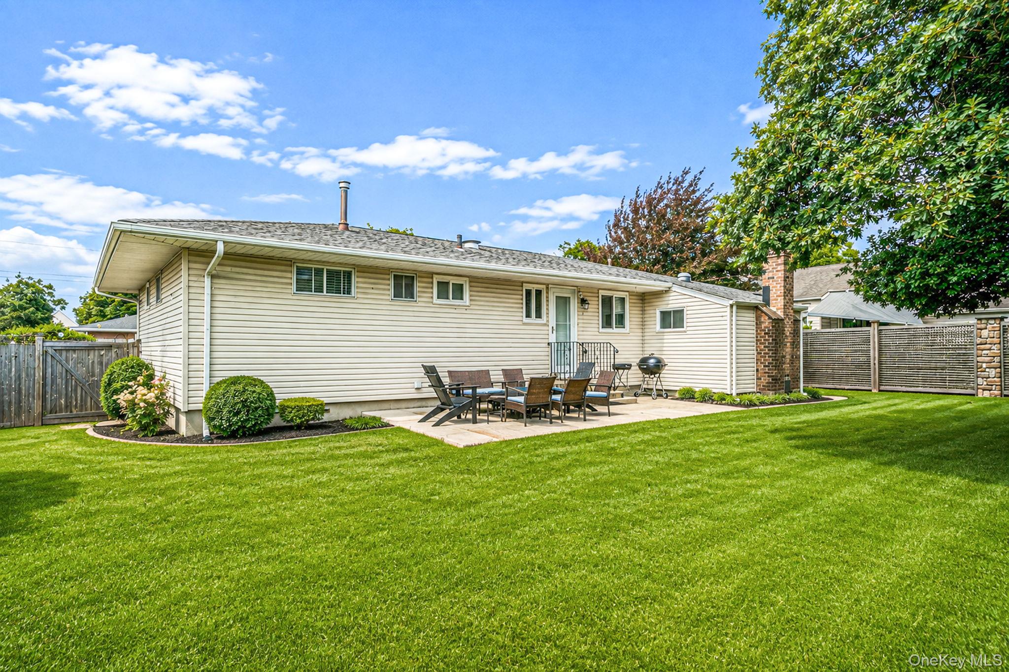 285 W 9th Street – For Sale photo 30