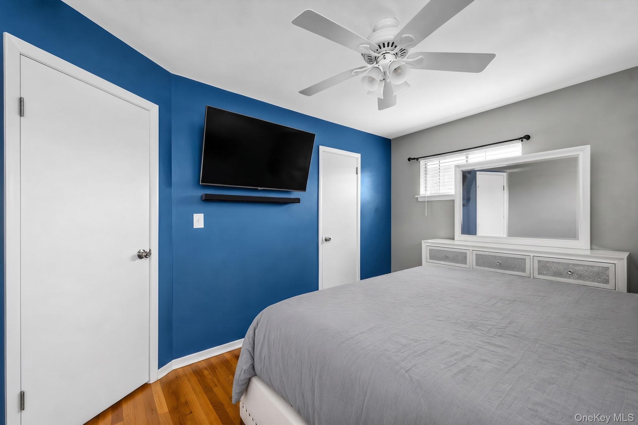 285 W 9th Street – For Sale photo 15