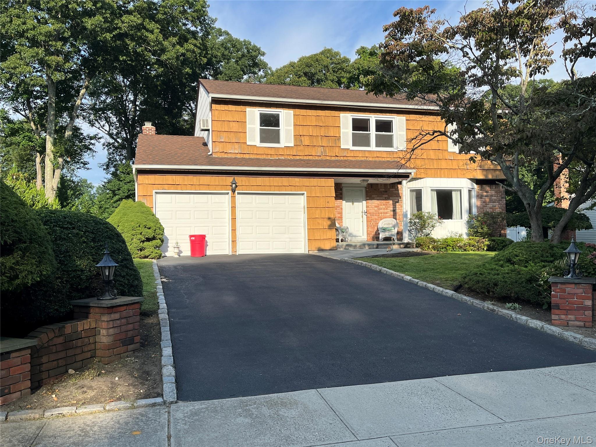 14 Format Lane – For Sale