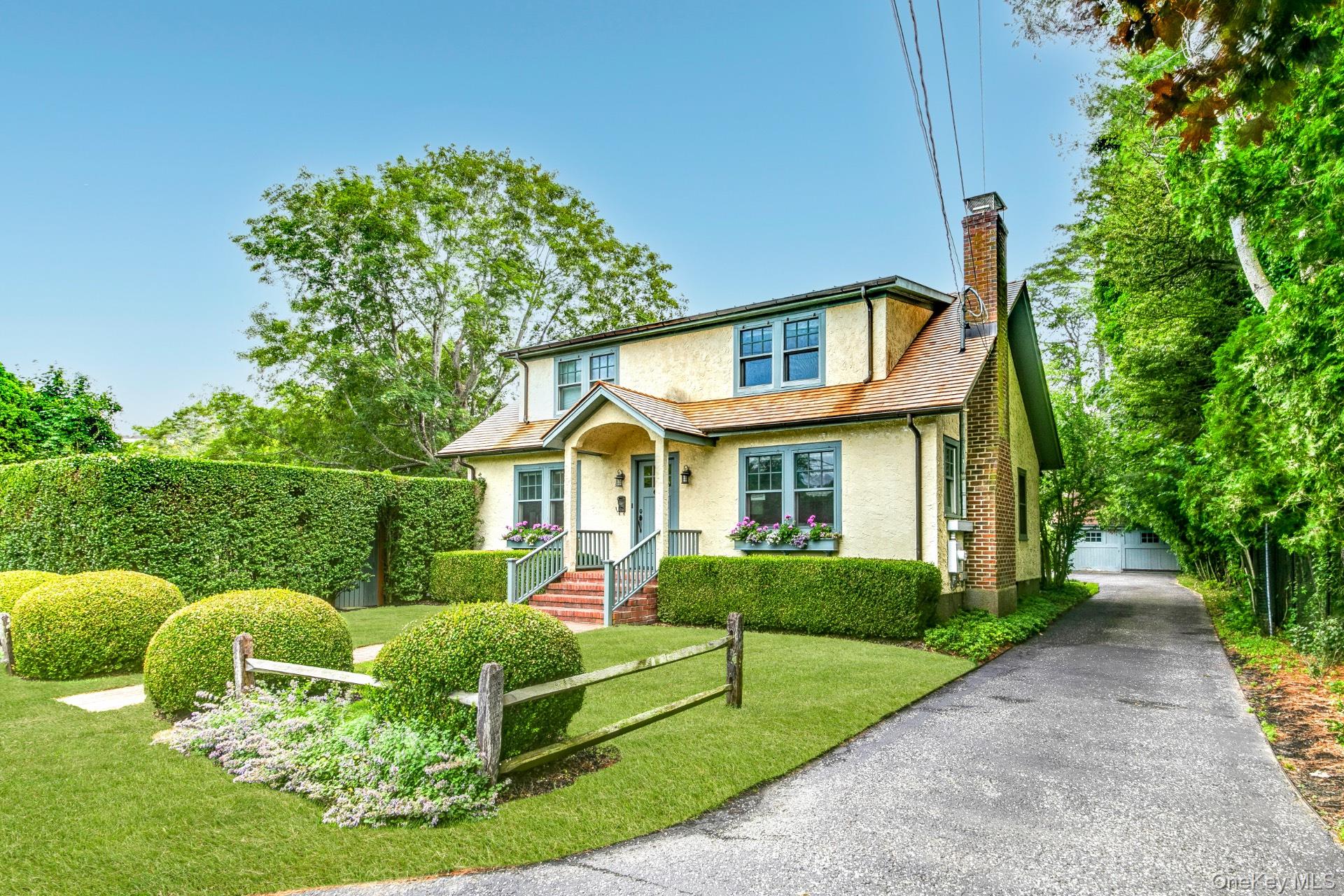 53 McGuirk Street – For Sale photo 2