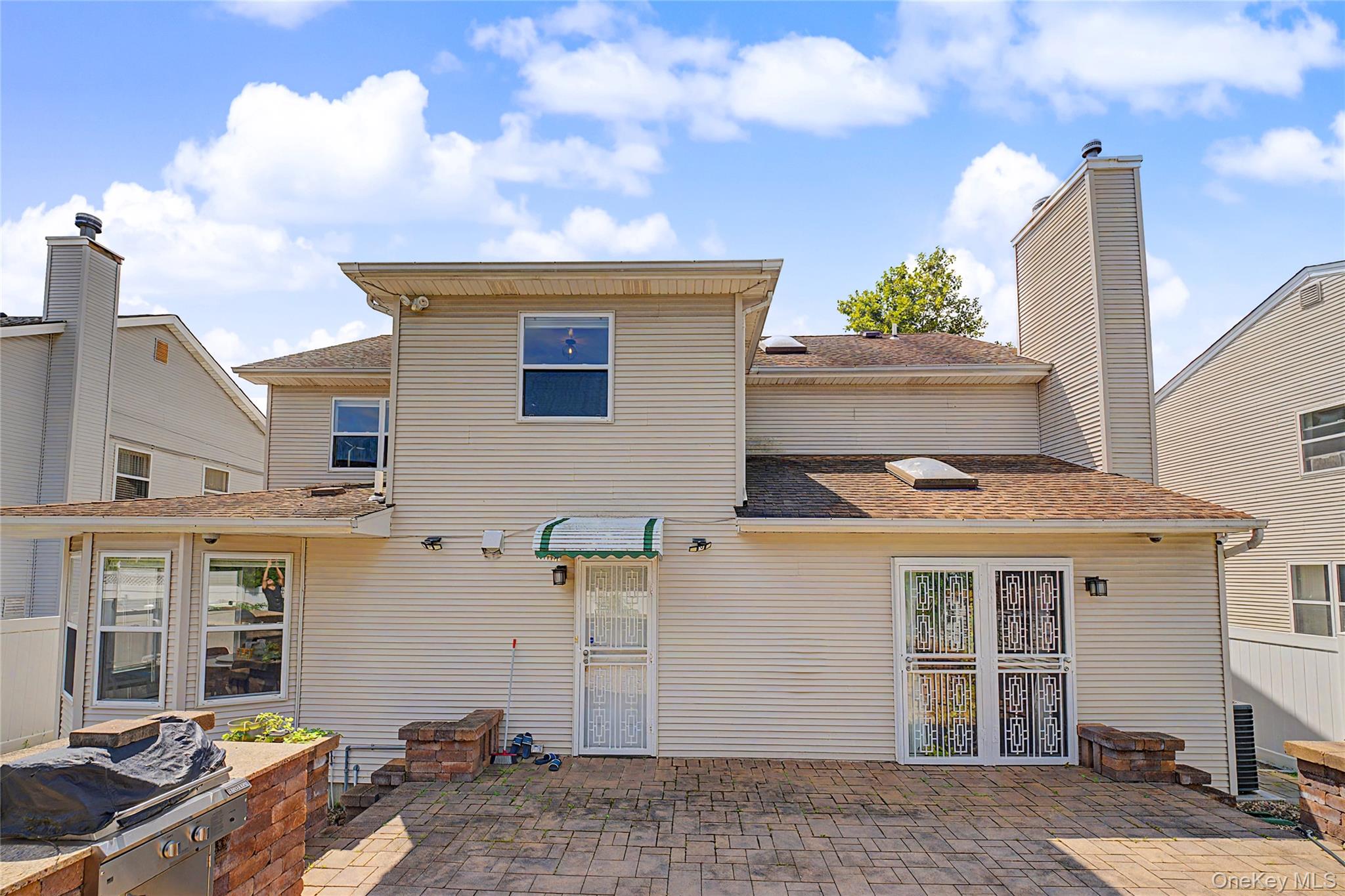 2455 7th Avenue – For Sale photo 32