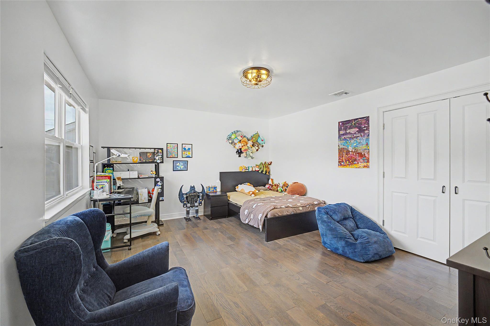 2455 7th Avenue – For Sale photo 19