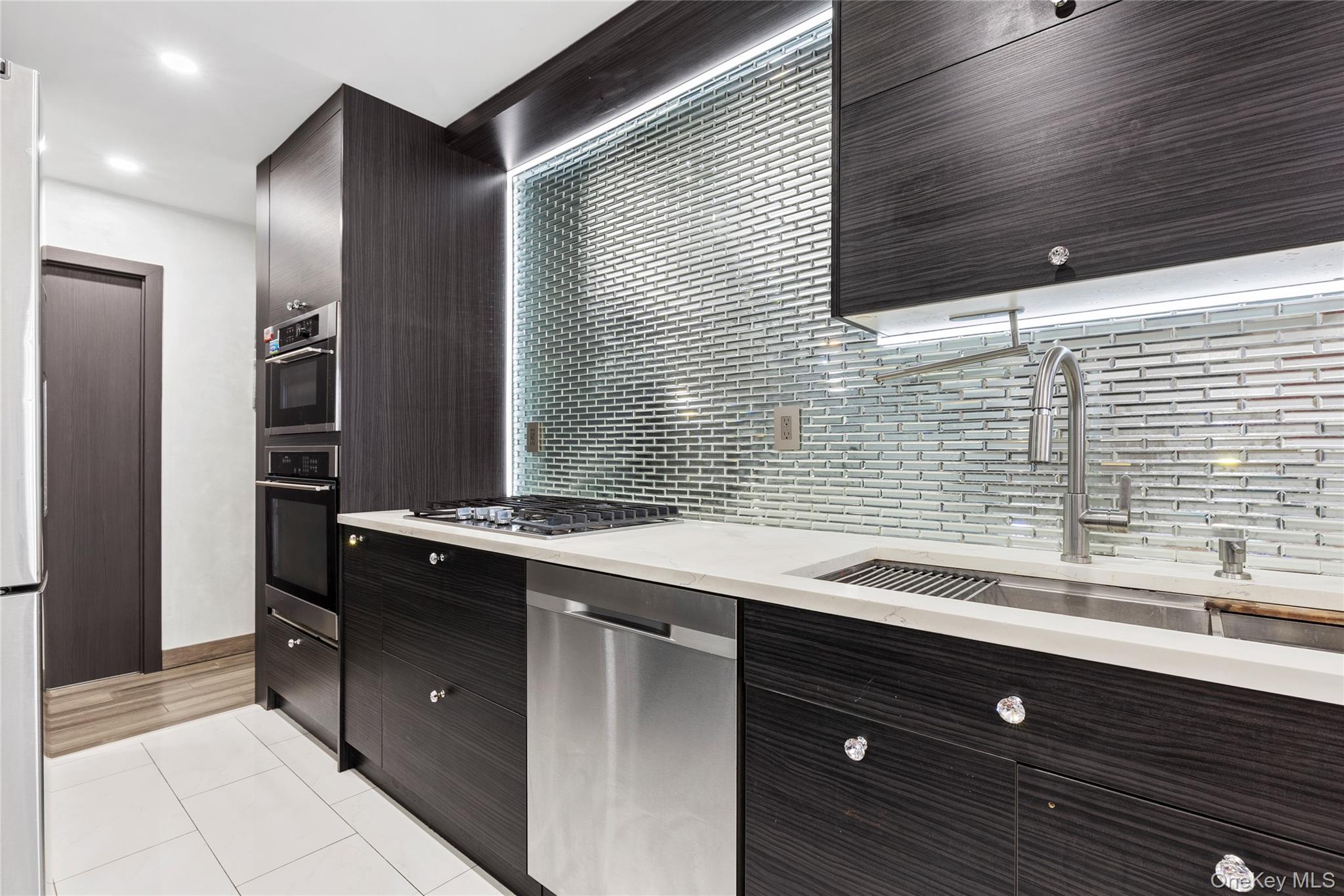8611 151st Avenue, Unit 5E photo 5