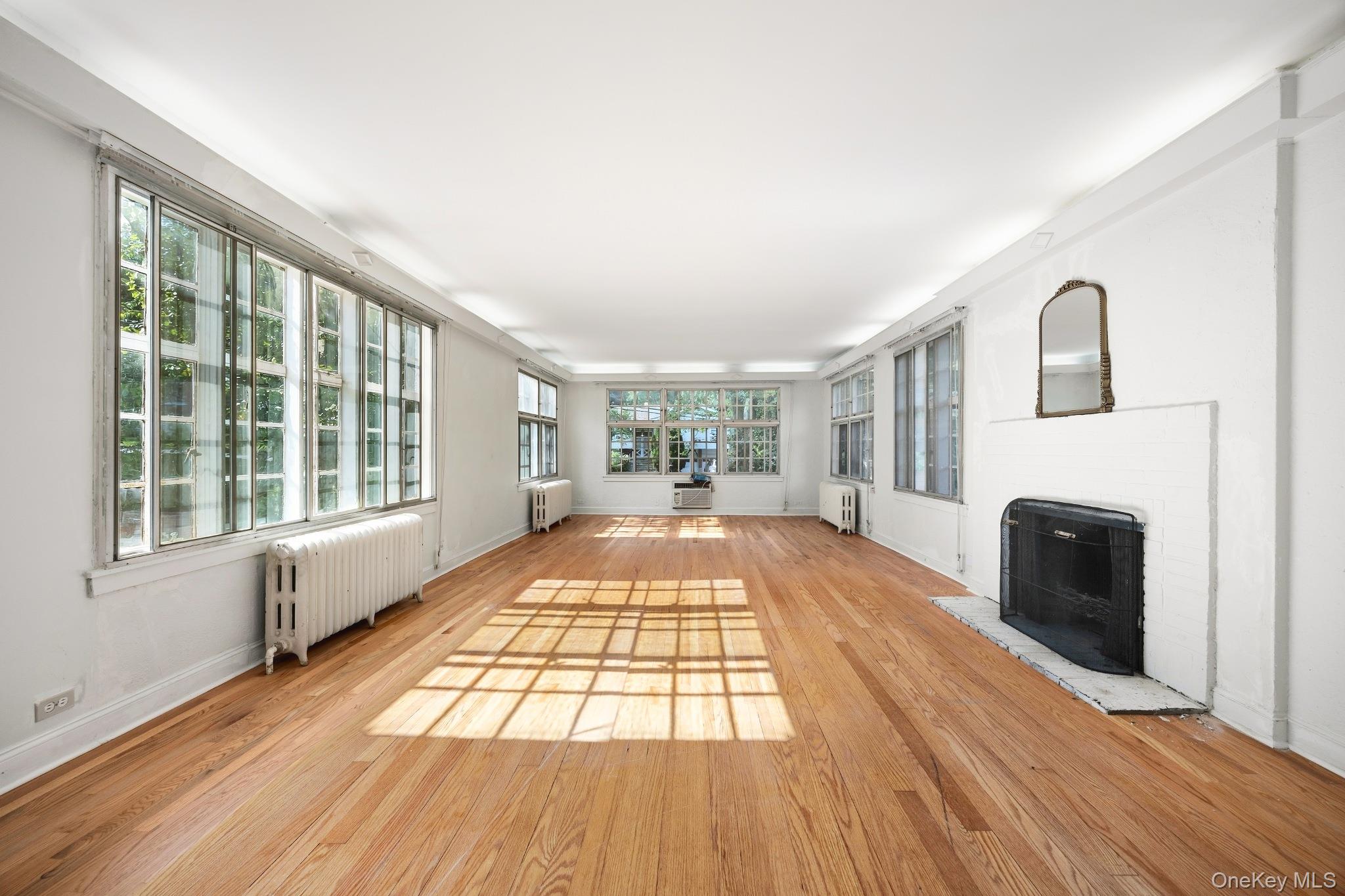 2 Byworth Road – For Rent photo 9