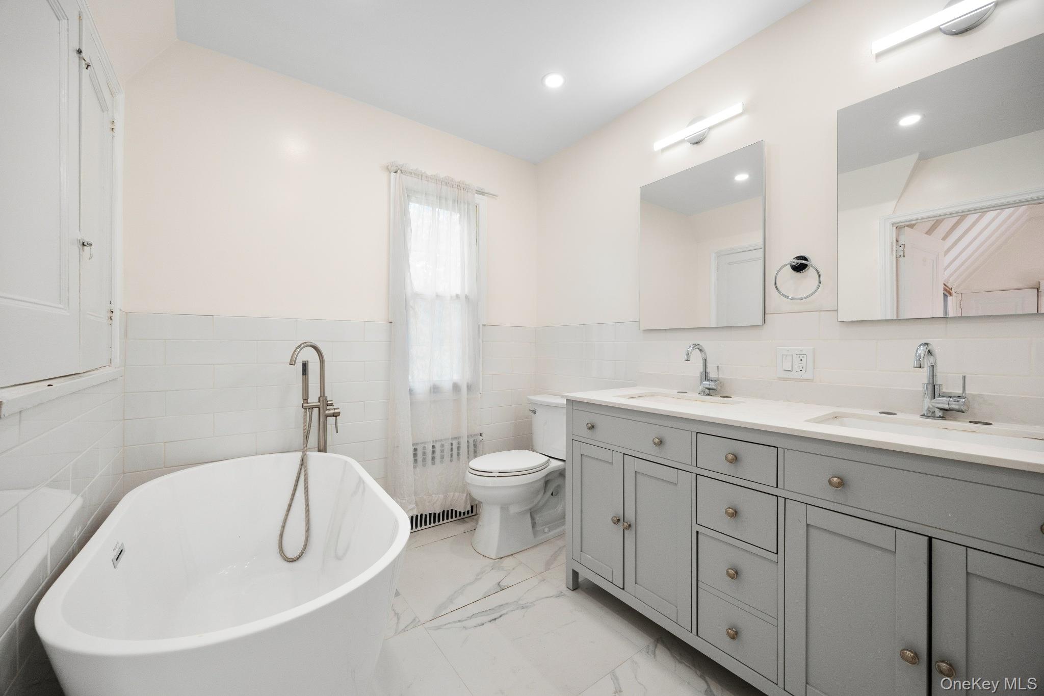 2 Byworth Road – For Rent photo 19