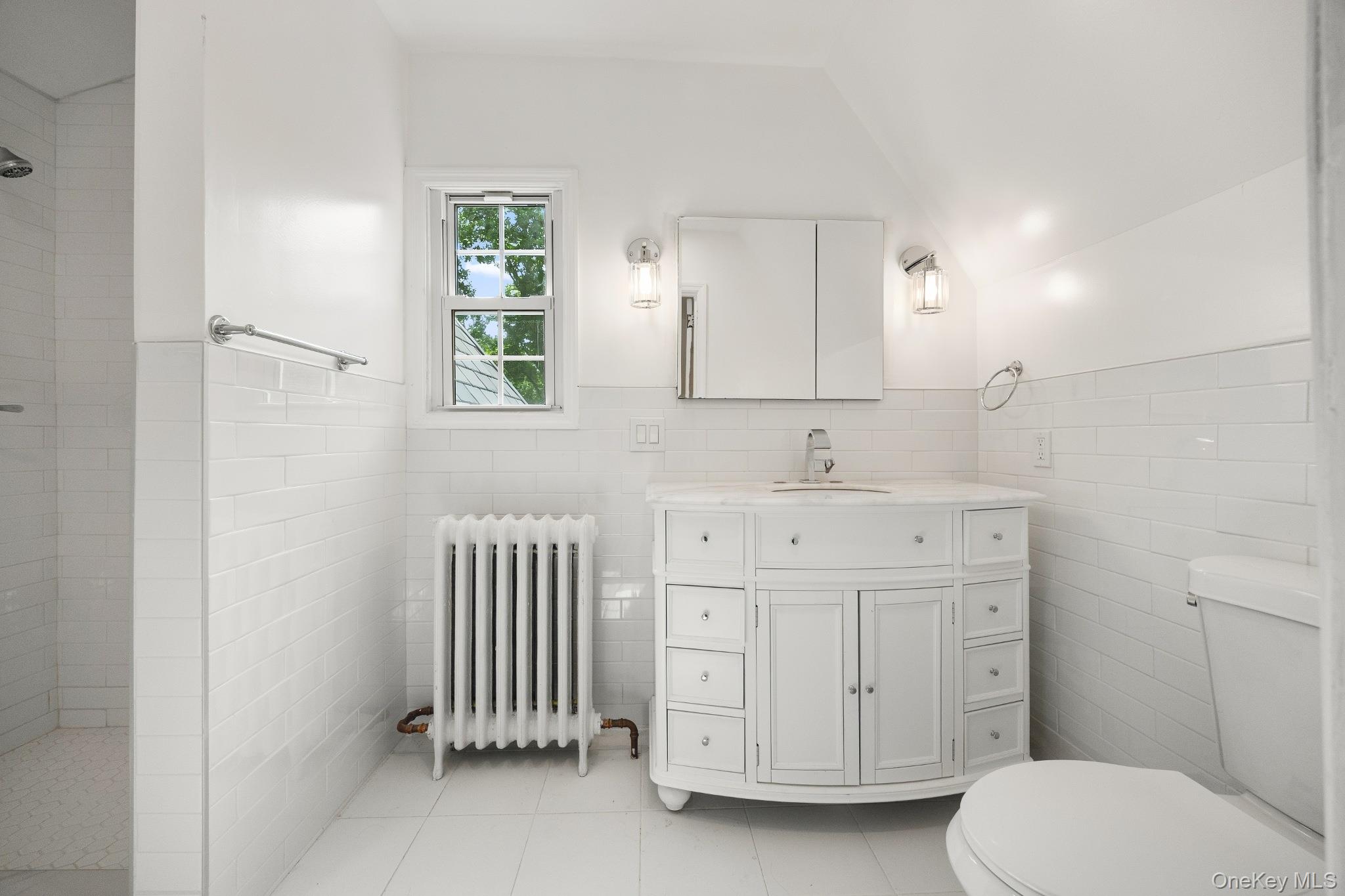 2 Byworth Road – For Rent photo 21