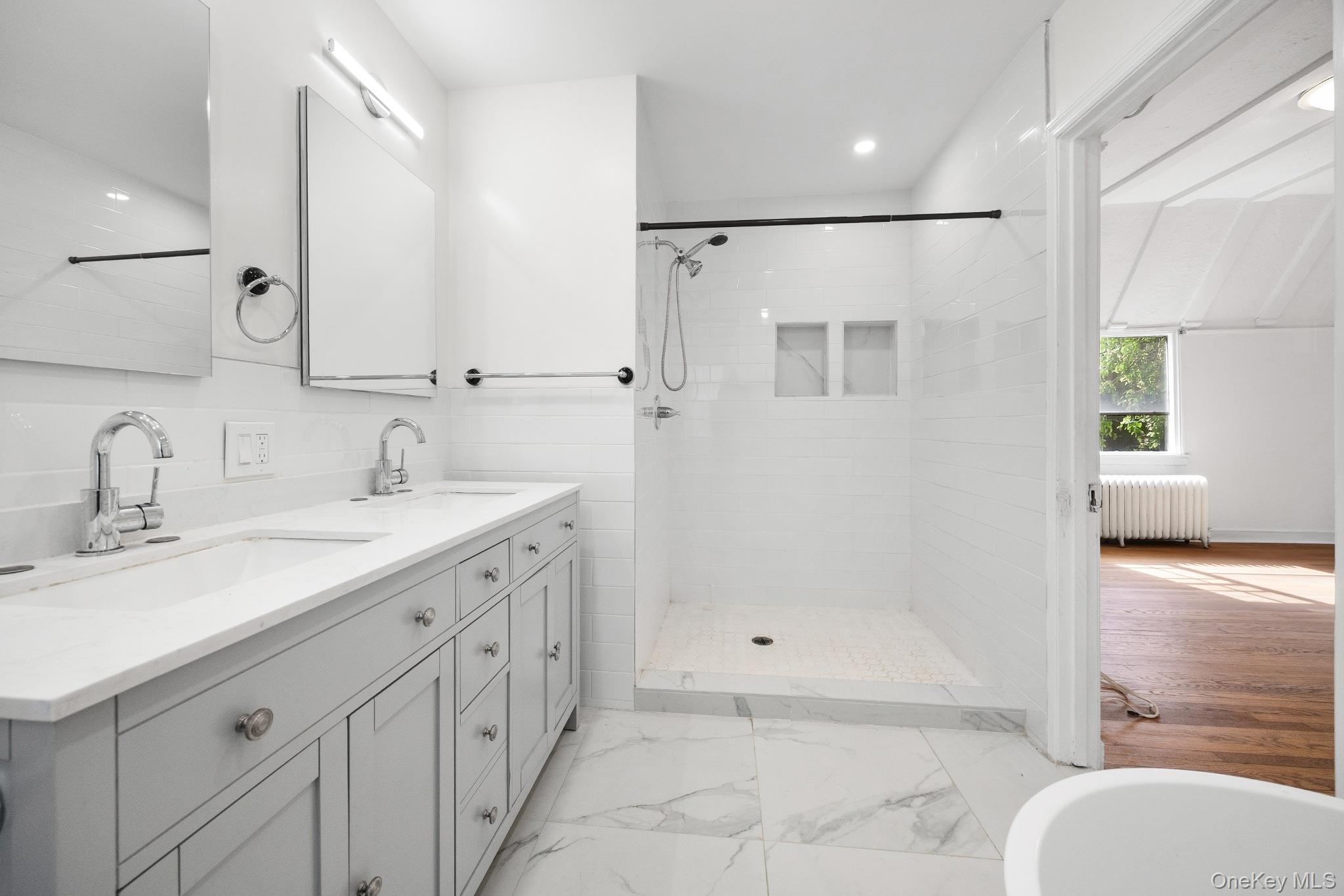 2 Byworth Road – For Rent photo 20