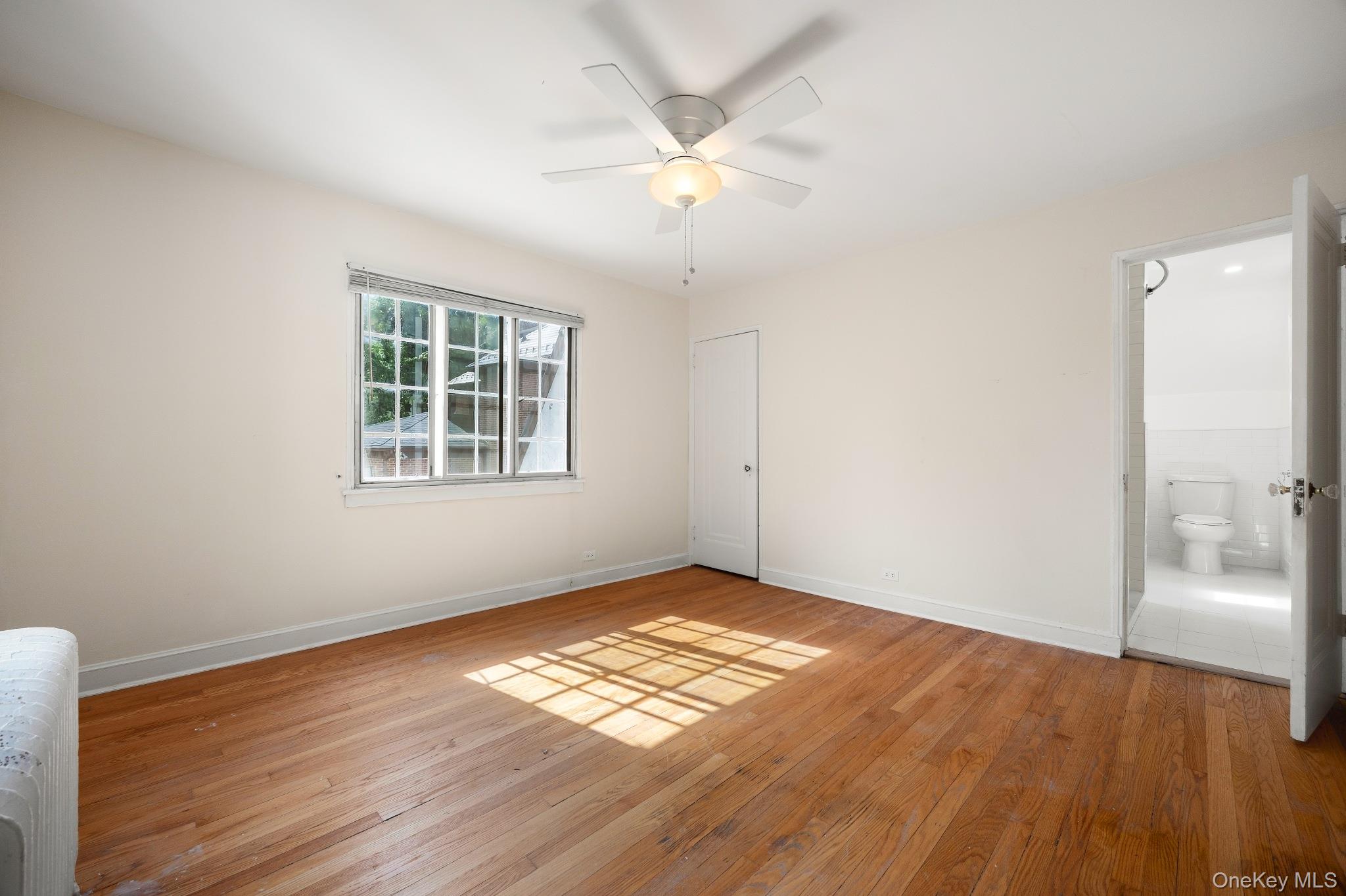 2 Byworth Road – For Rent photo 12