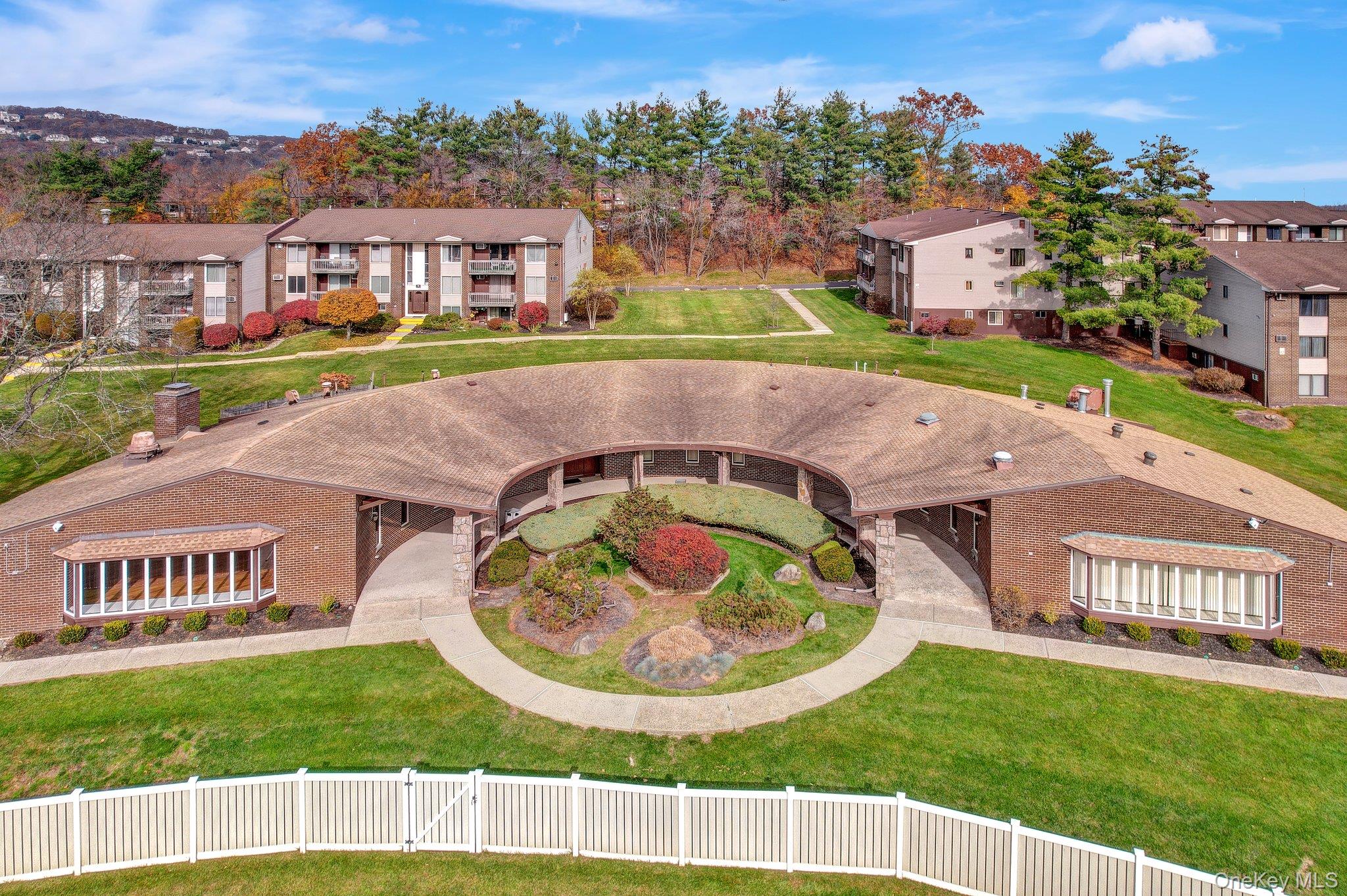 202 Country Club Lane – For Sale photo 43