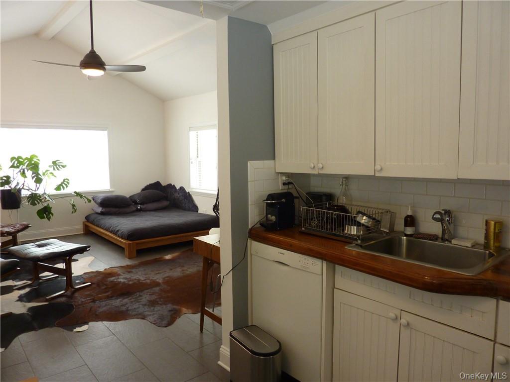 39a Laurelton Road – For Rent photo 8