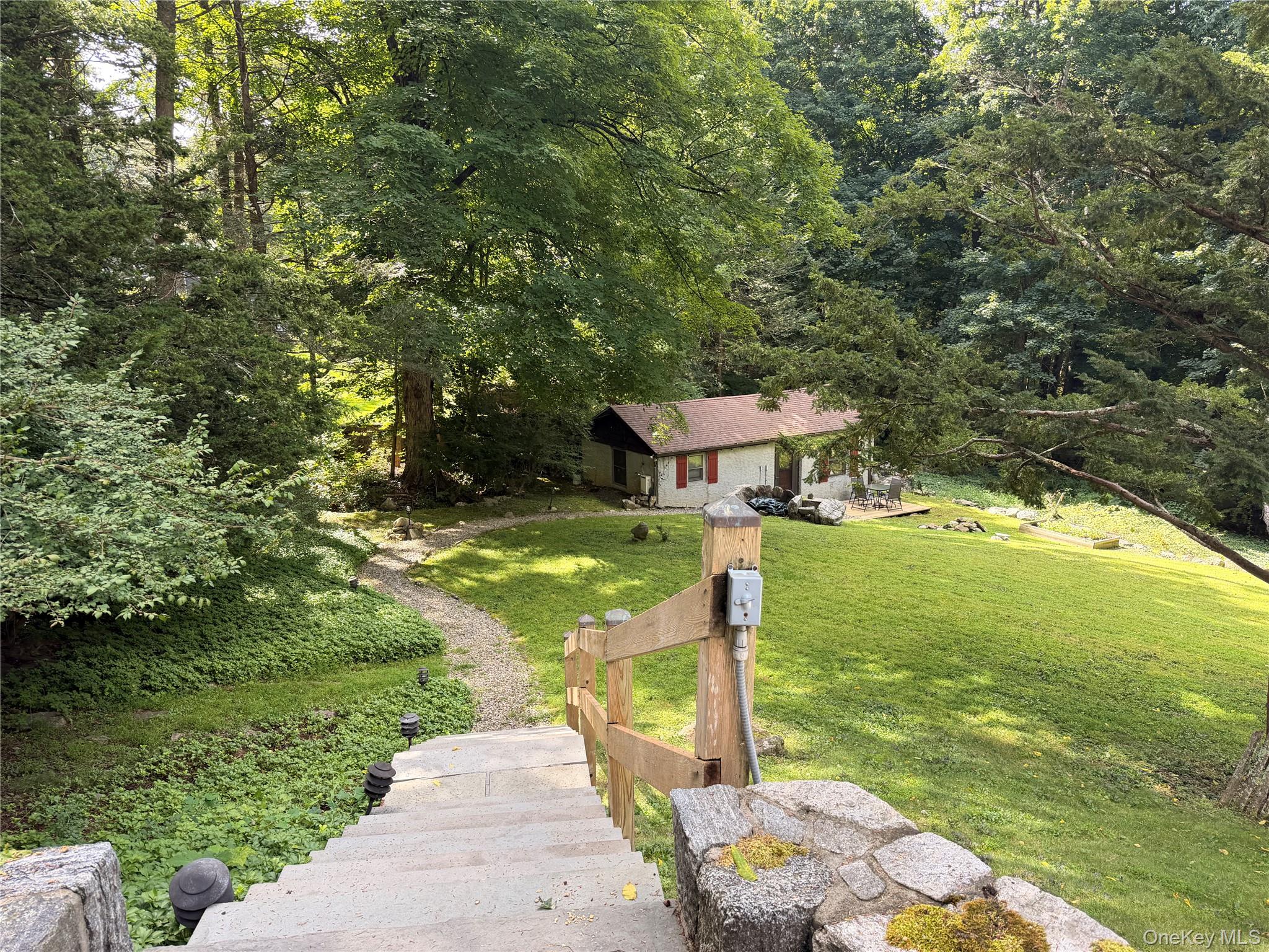 39a Laurelton Road – For Rent photo 2