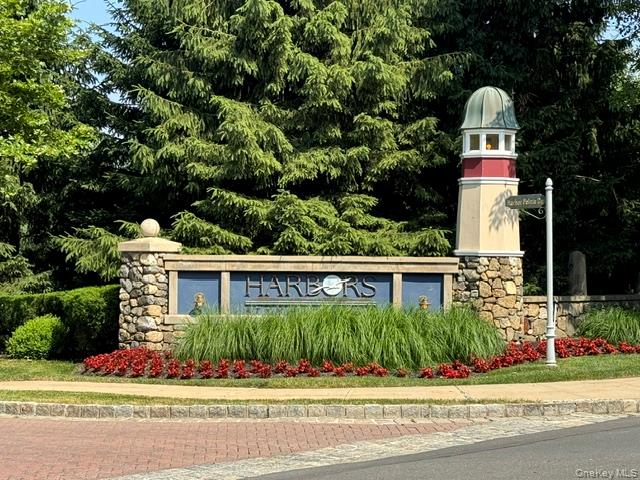 32 Bridge Lane – For Sale