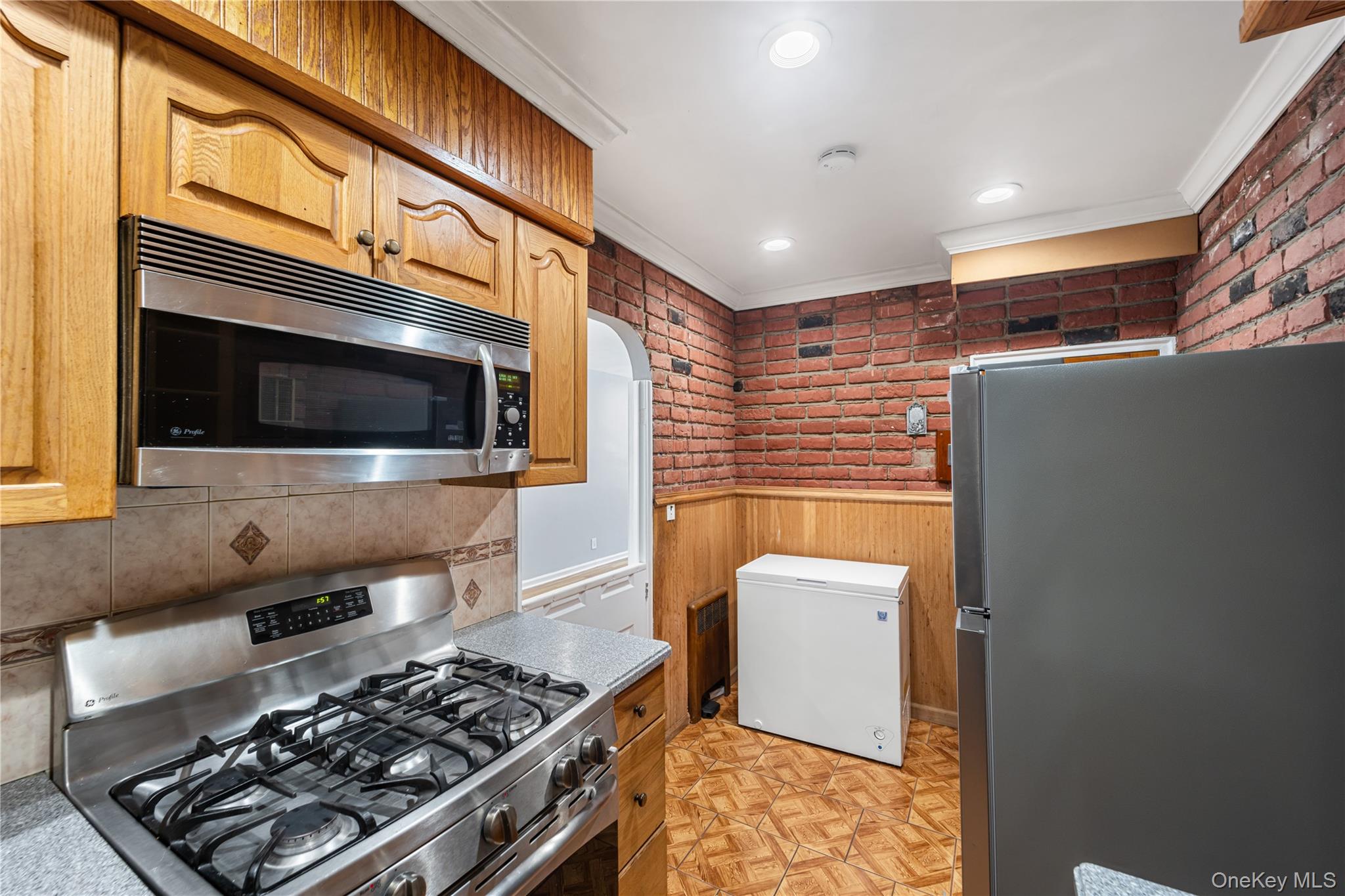4225 Wilder Avenue – For Rent photo 6