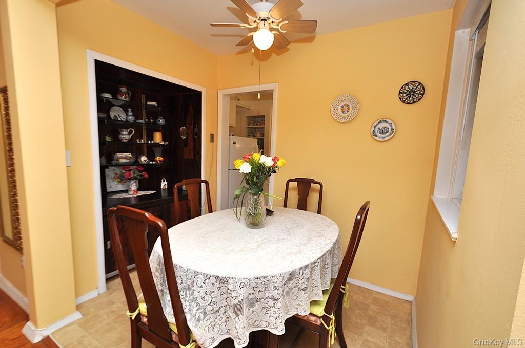 209 Garth Road, Unit 2M photo 17