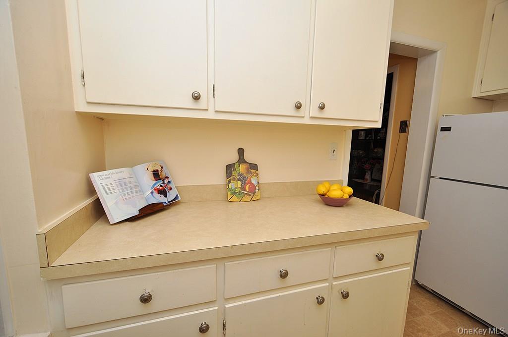 209 Garth Road, Unit 2M photo 15
