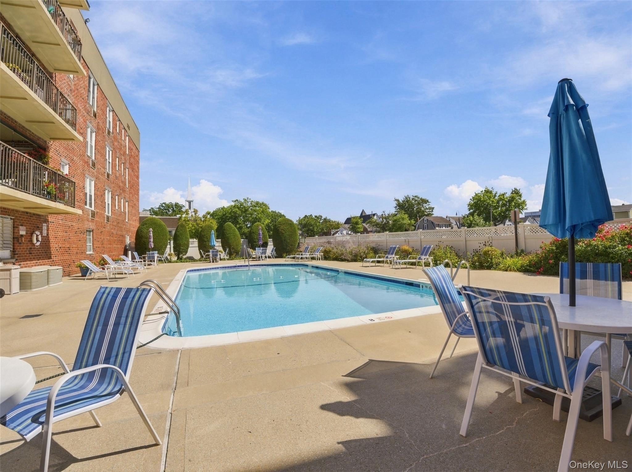 60 Hempstead Avenue, Unit 2H photo 15