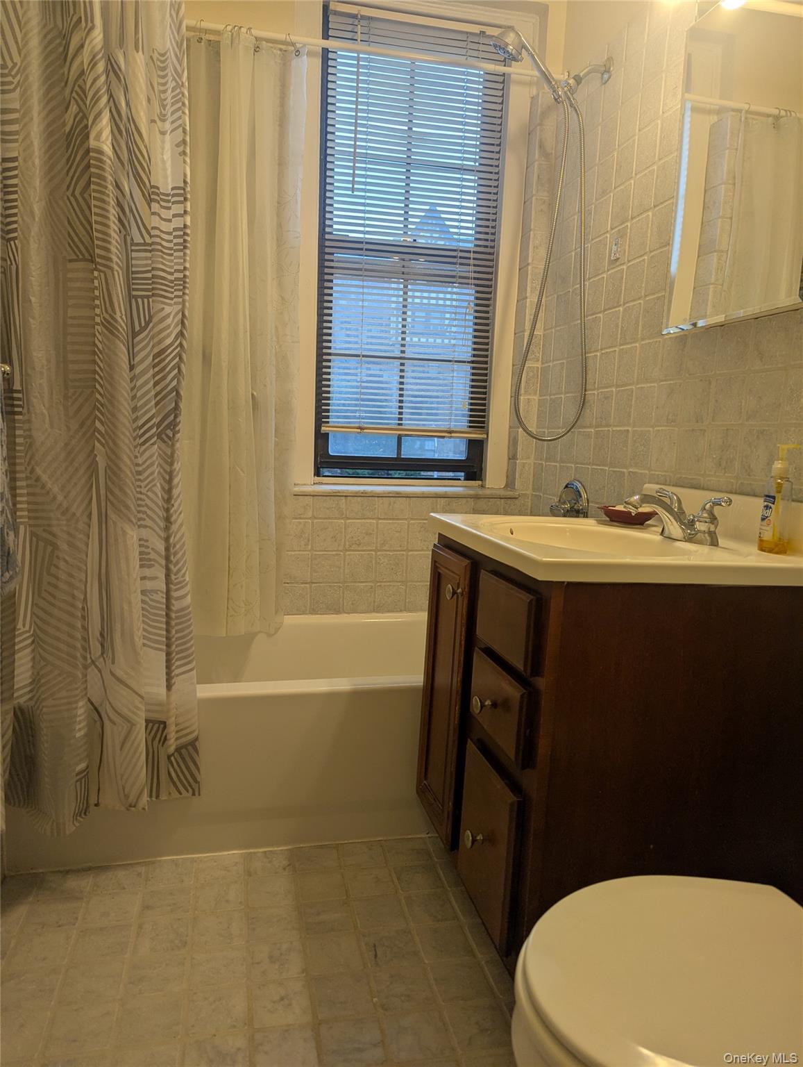 198 Garth Road, Unit 3C photo 10