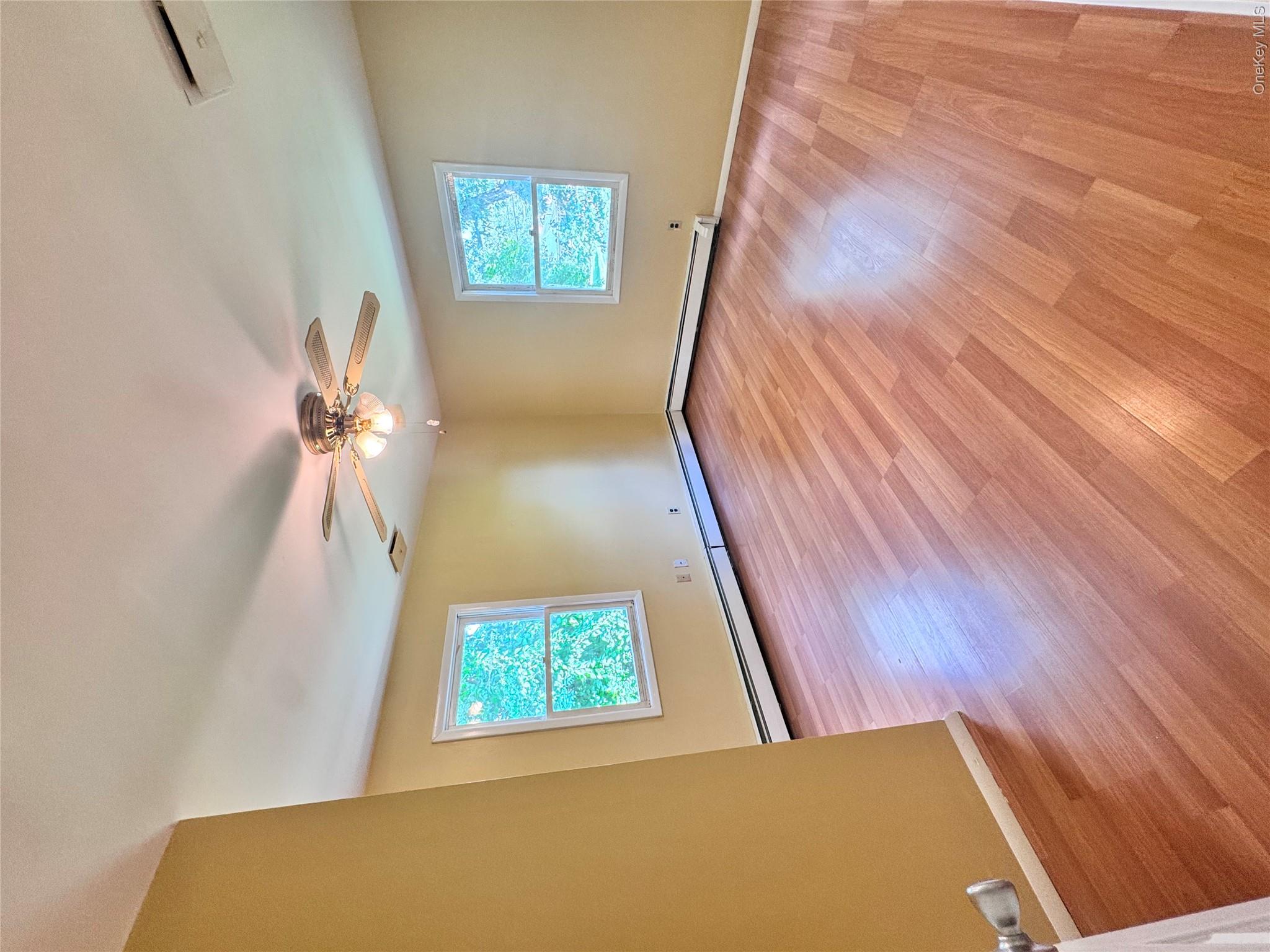 260 Oceanside Street – For Rent photo 8