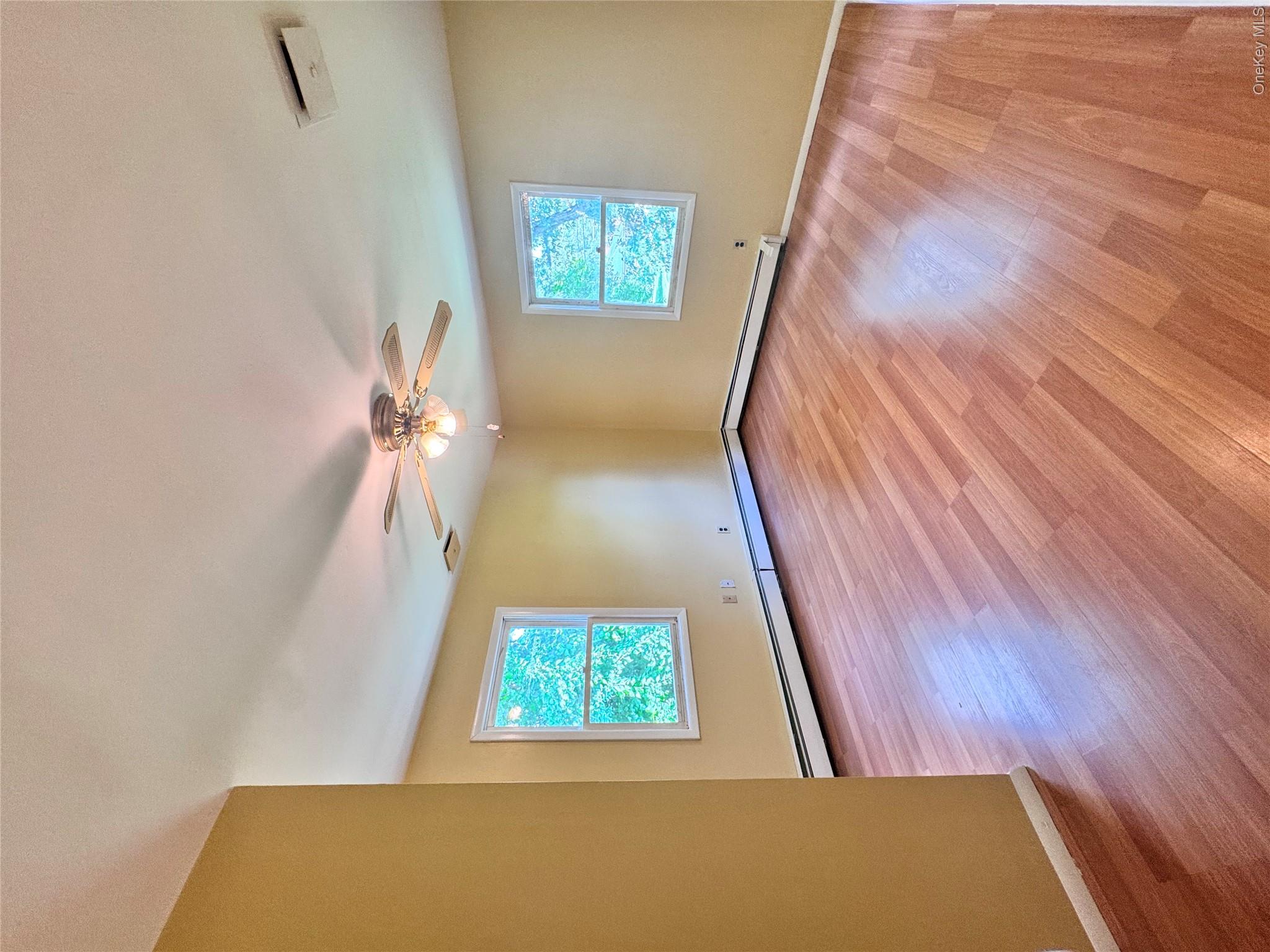 260 Oceanside Street – For Rent photo 9