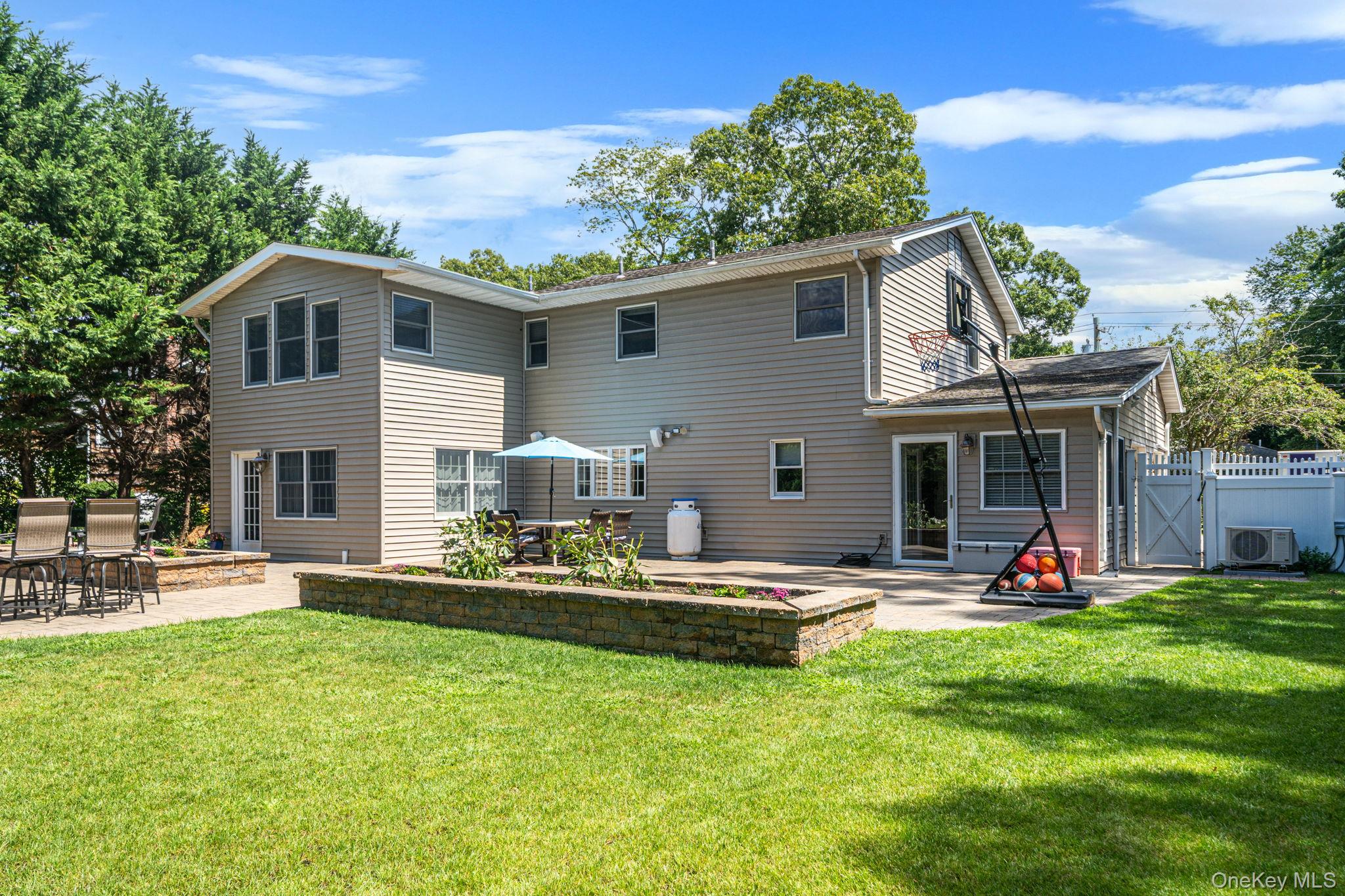 136 Vanderbilt Boulevard – For Sale photo 13