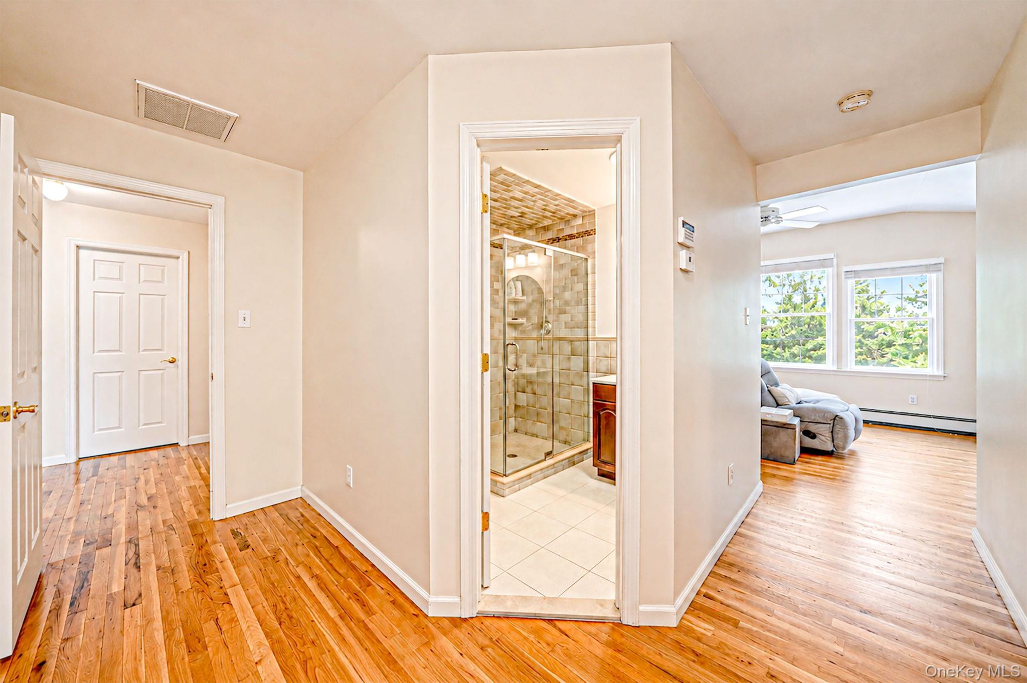 136 Vanderbilt Boulevard – For Sale photo 34